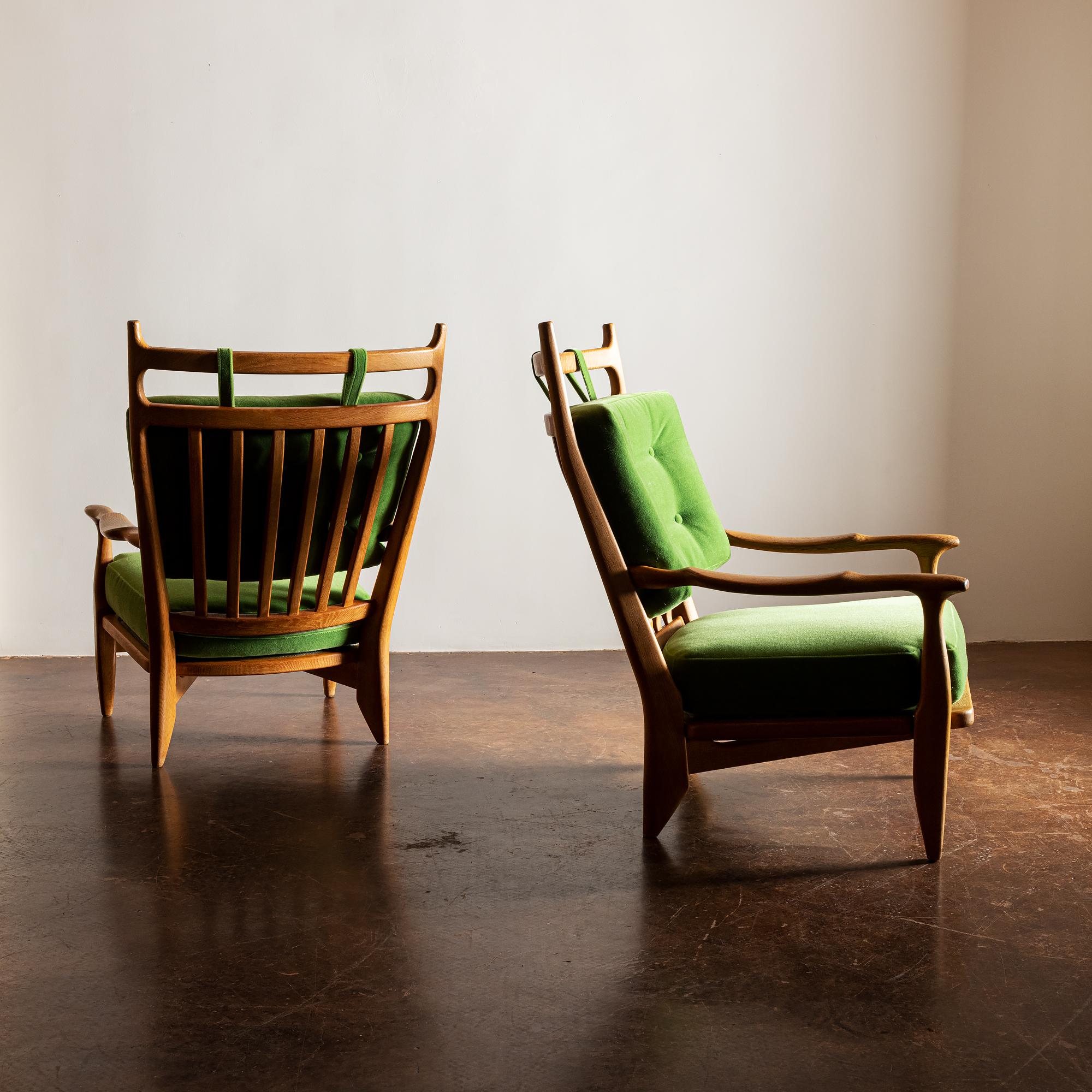 Mid-Century Modern Pair of Guillerme et Chambron Lounge Chairs in Oak and Mohair Velvet