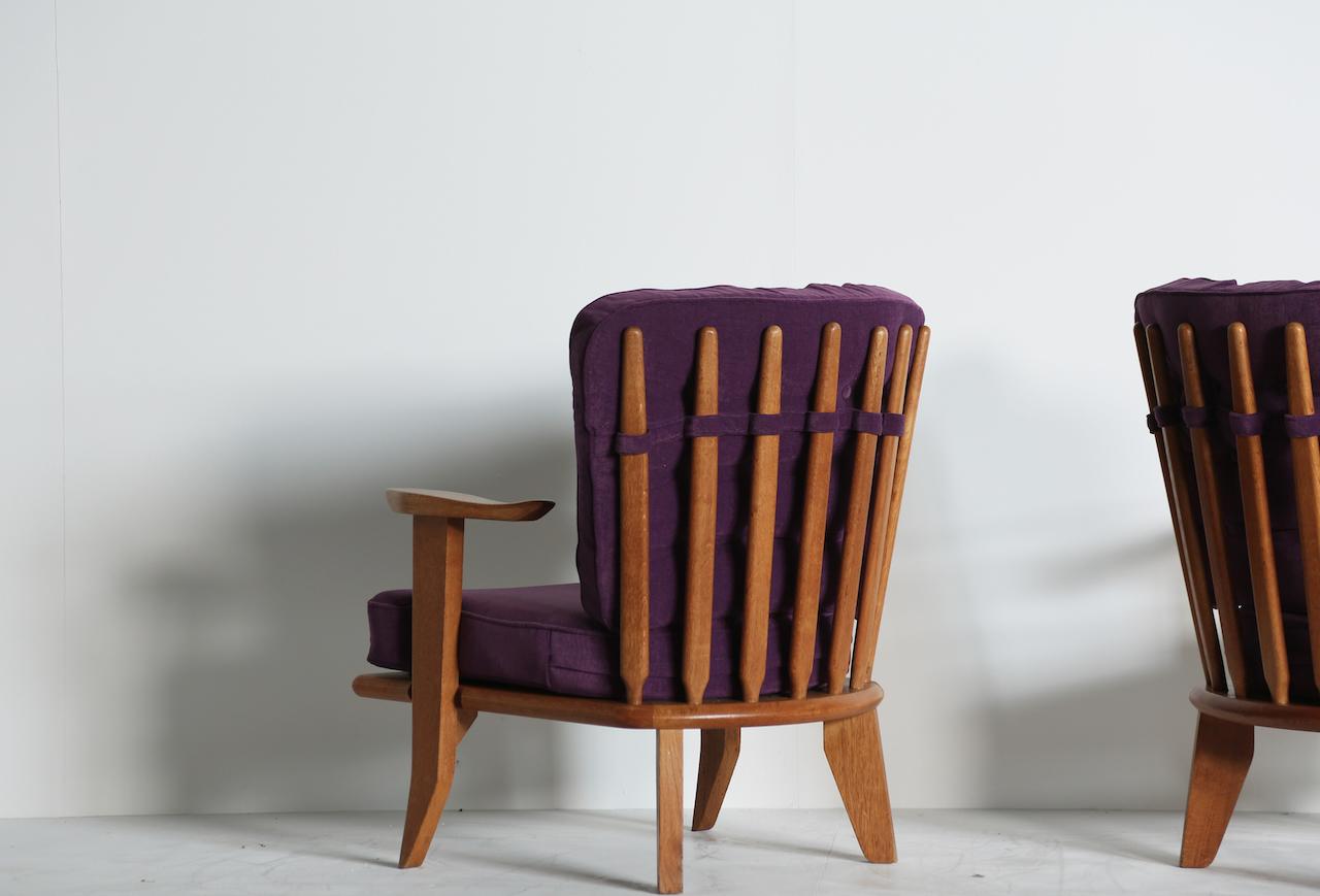 Pareja de sillones / butacas Guillerme et Chambron de roble, Francia, años 60 en venta 7