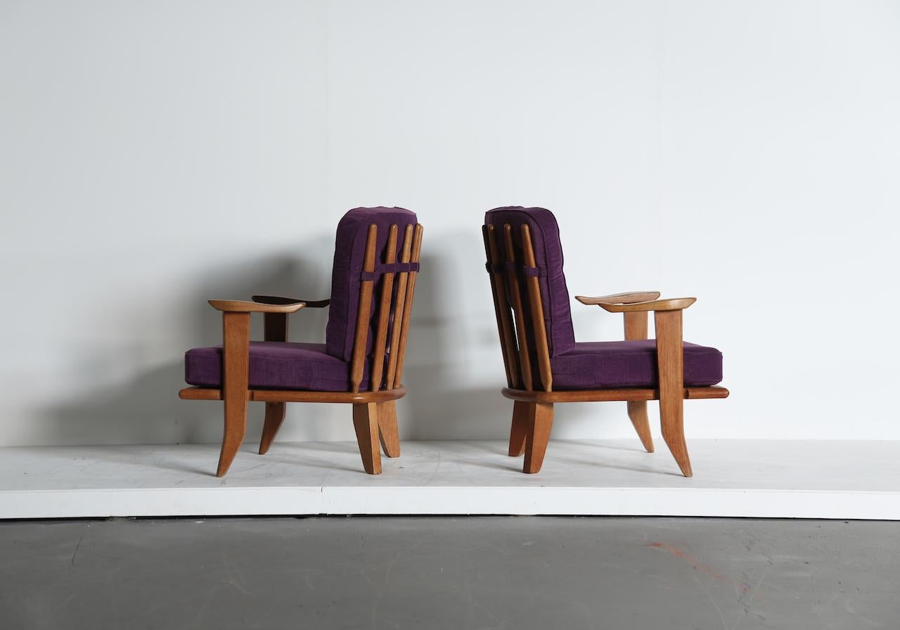 Pareja de sillones / butacas Guillerme et Chambron de roble, Francia, años 60 Francés en venta