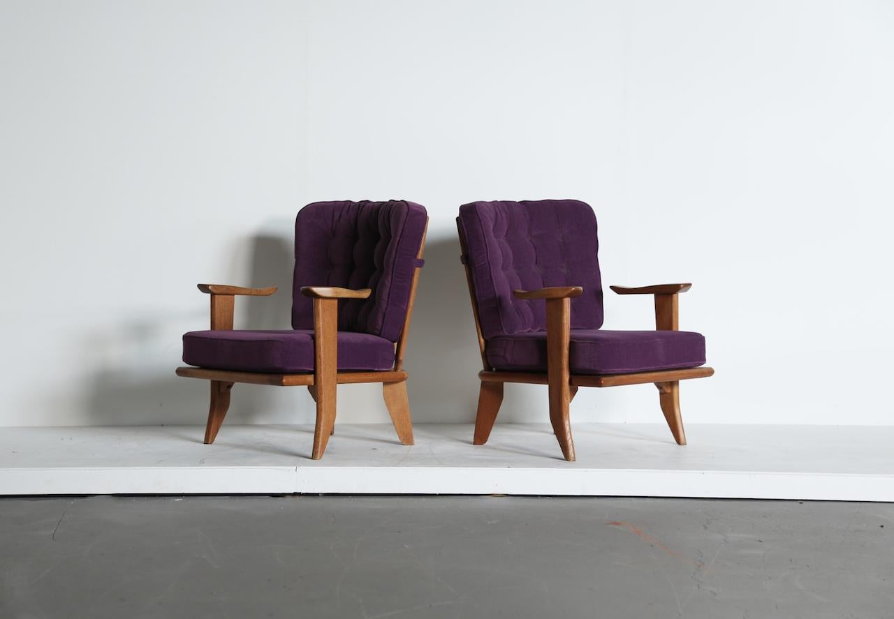 Pareja de sillones / butacas Guillerme et Chambron de roble, Francia, años 60 en Bueno estado para la venta en LEWES, GB