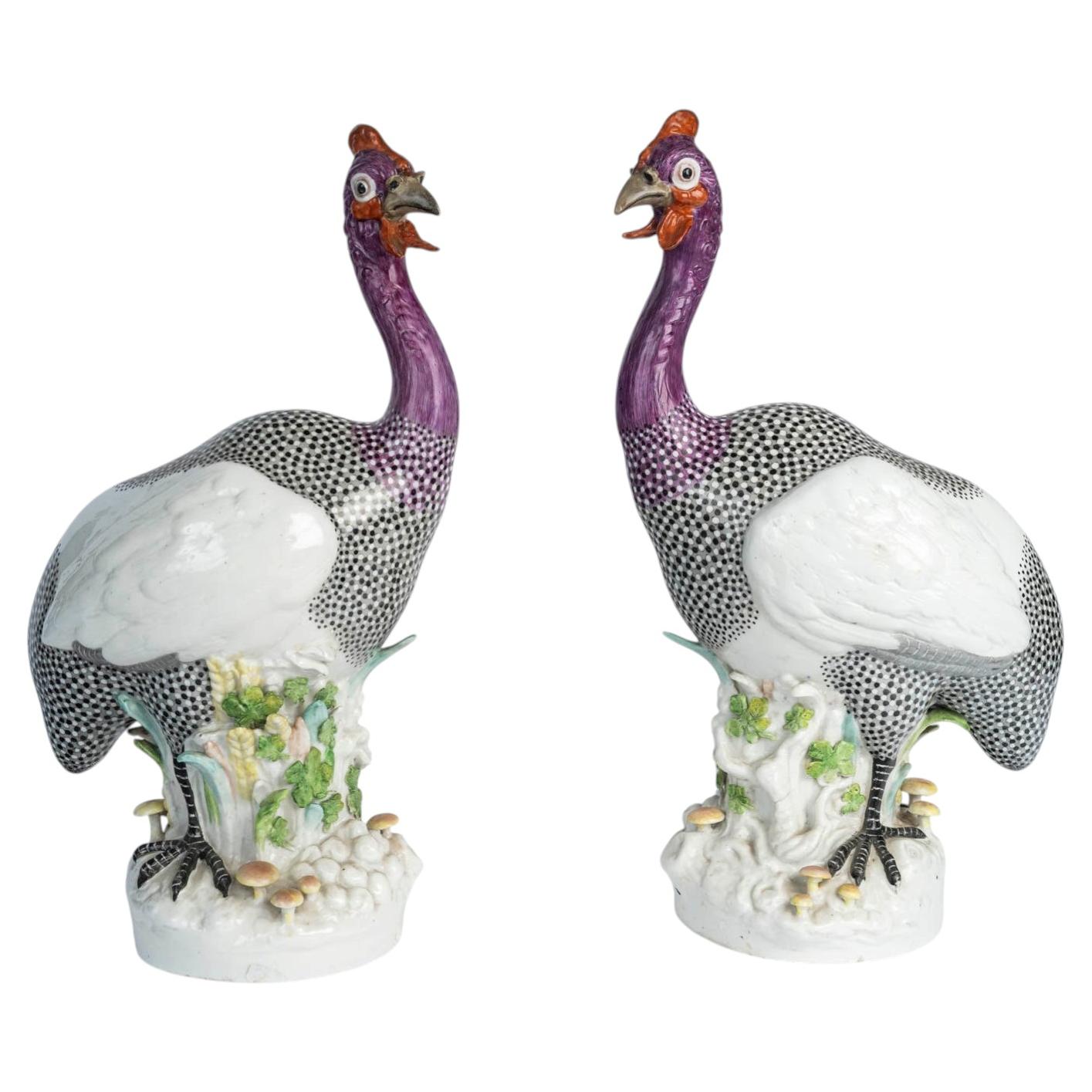 Pair of Guinea Fowl Figurines in Paris Porcelain, Samson, 19th Century, Napoleon For Sale