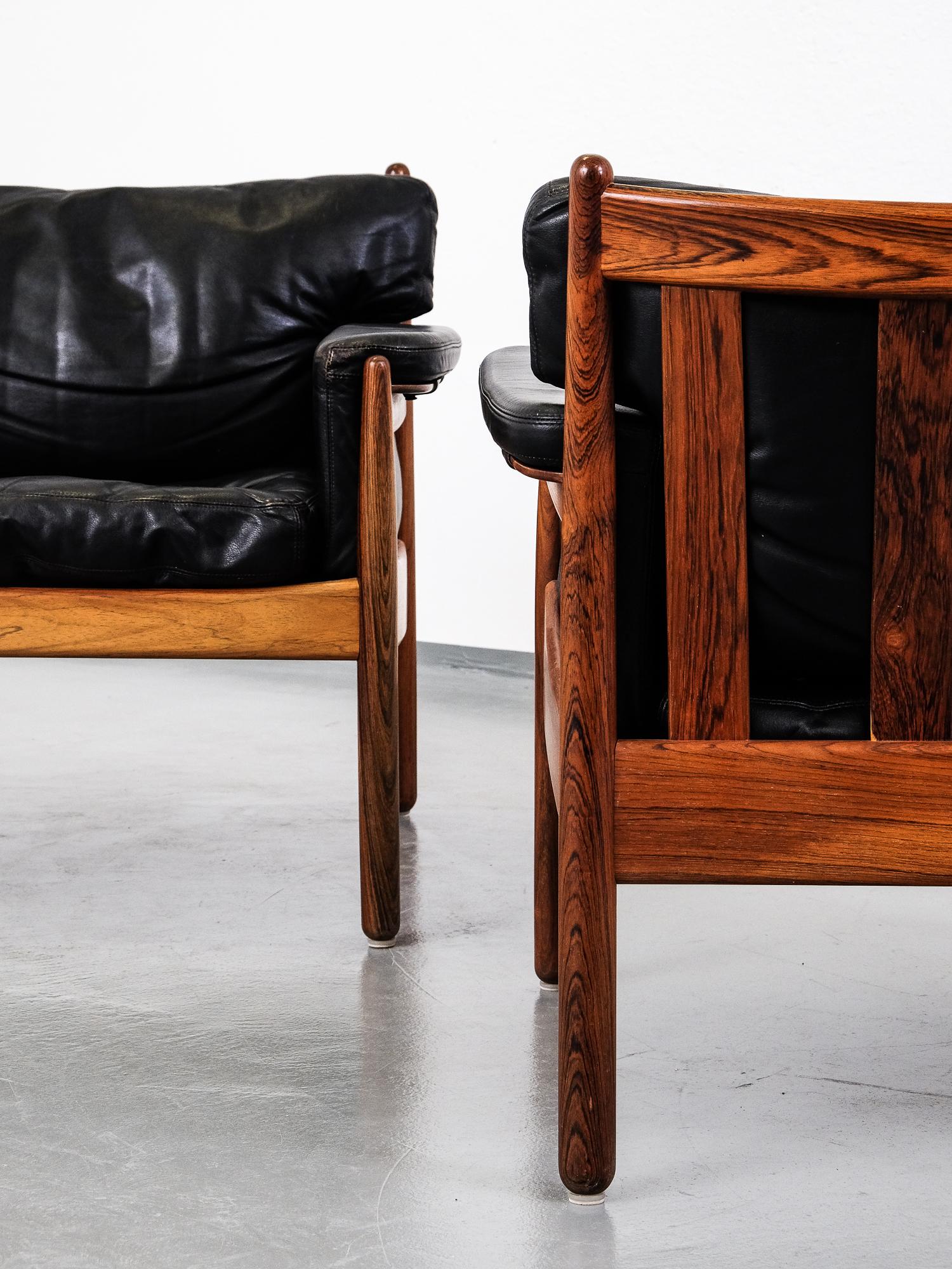 Pair of Gunnar Myrstrand Rosewood Easy Chairs by Källemo, Sweden, 1960s In Good Condition In Helsinki, FI