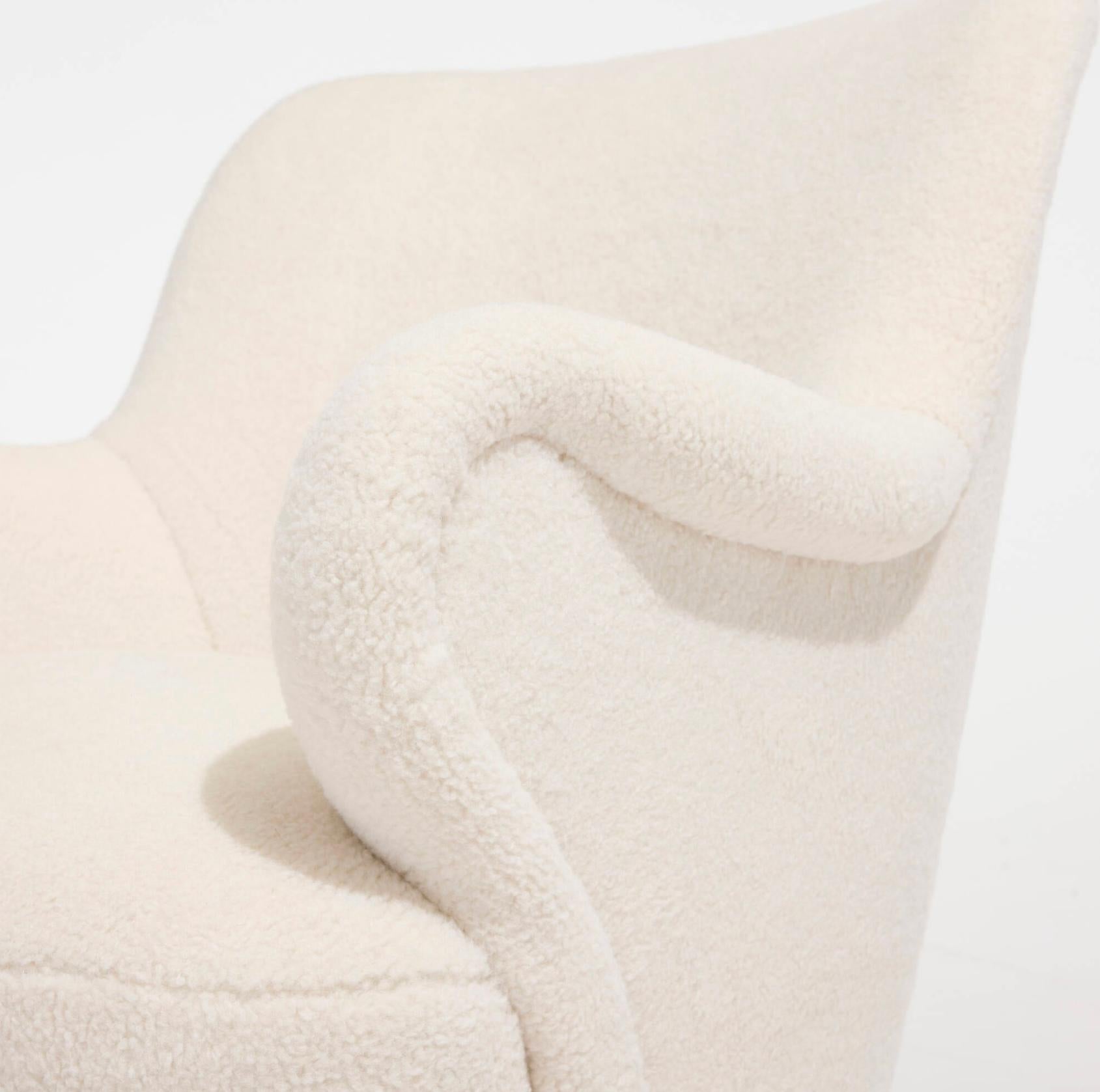 Svedese Coppia di poltrone svedesi Gustav Axel Berg, circa 1945 in vendita