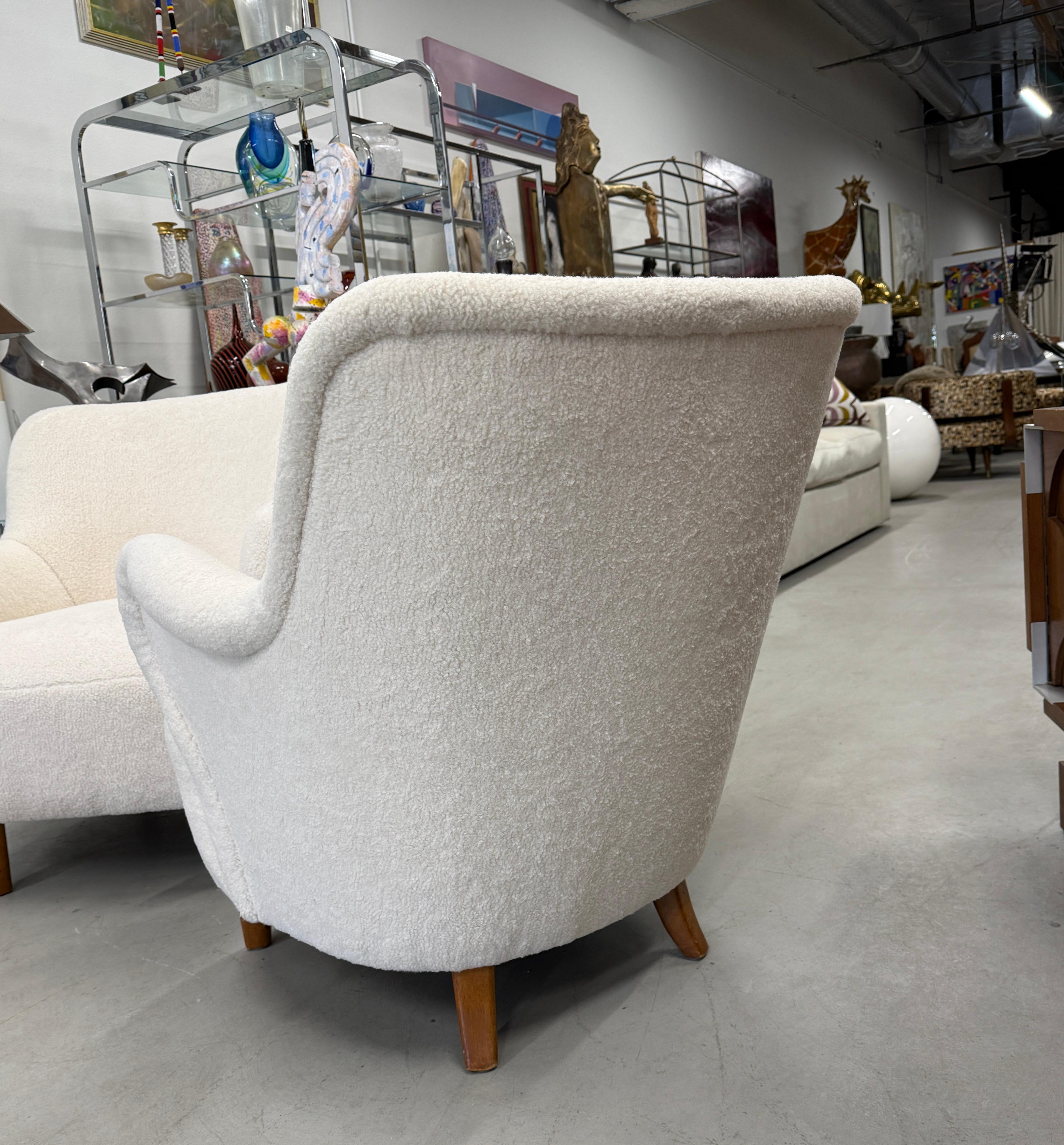 Metà XX secolo Coppia di poltrone svedesi Gustav Axel Berg, circa 1945 in vendita