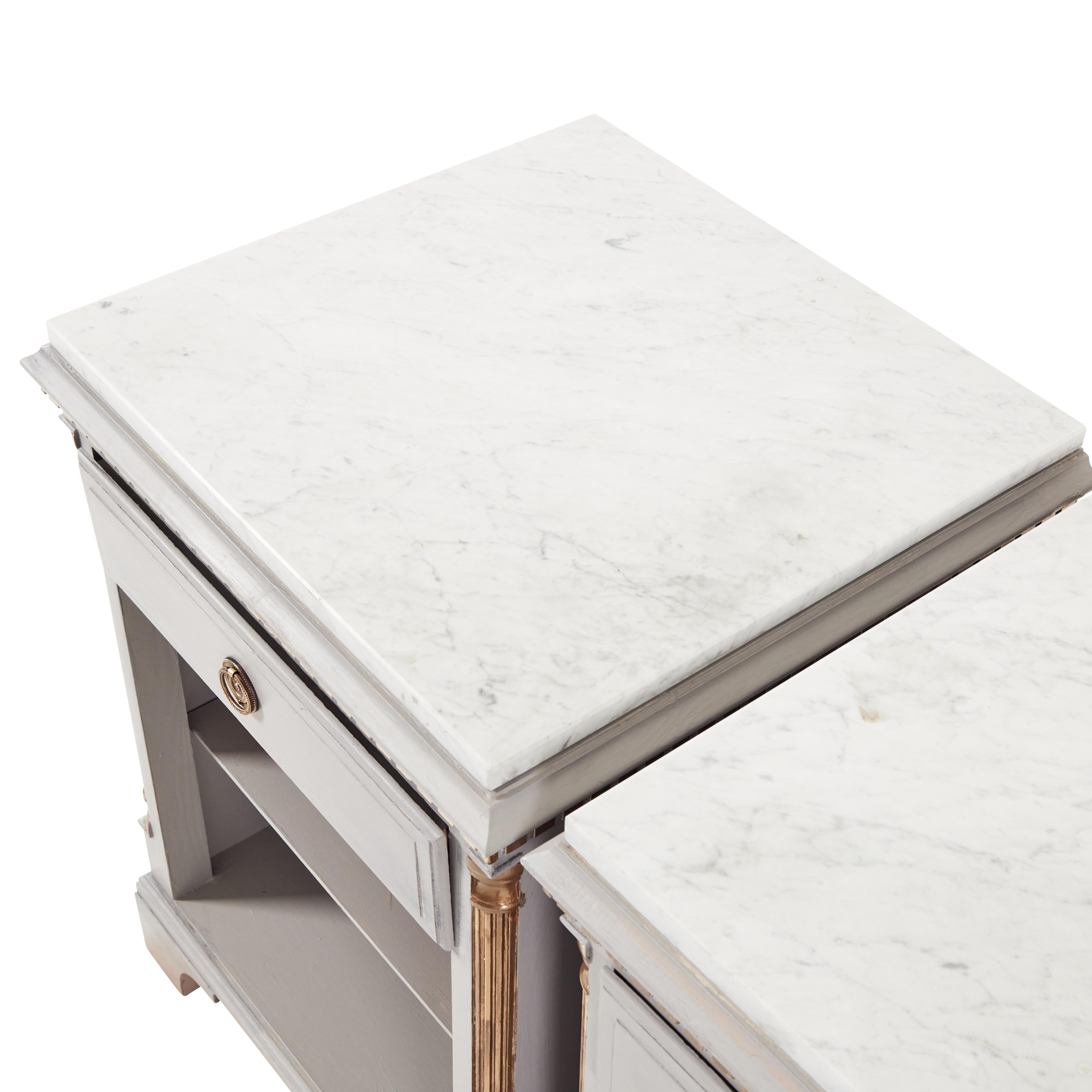 Mid-20th Century Pair of Gustavian Bedside Table wuth Marble Top For Sale