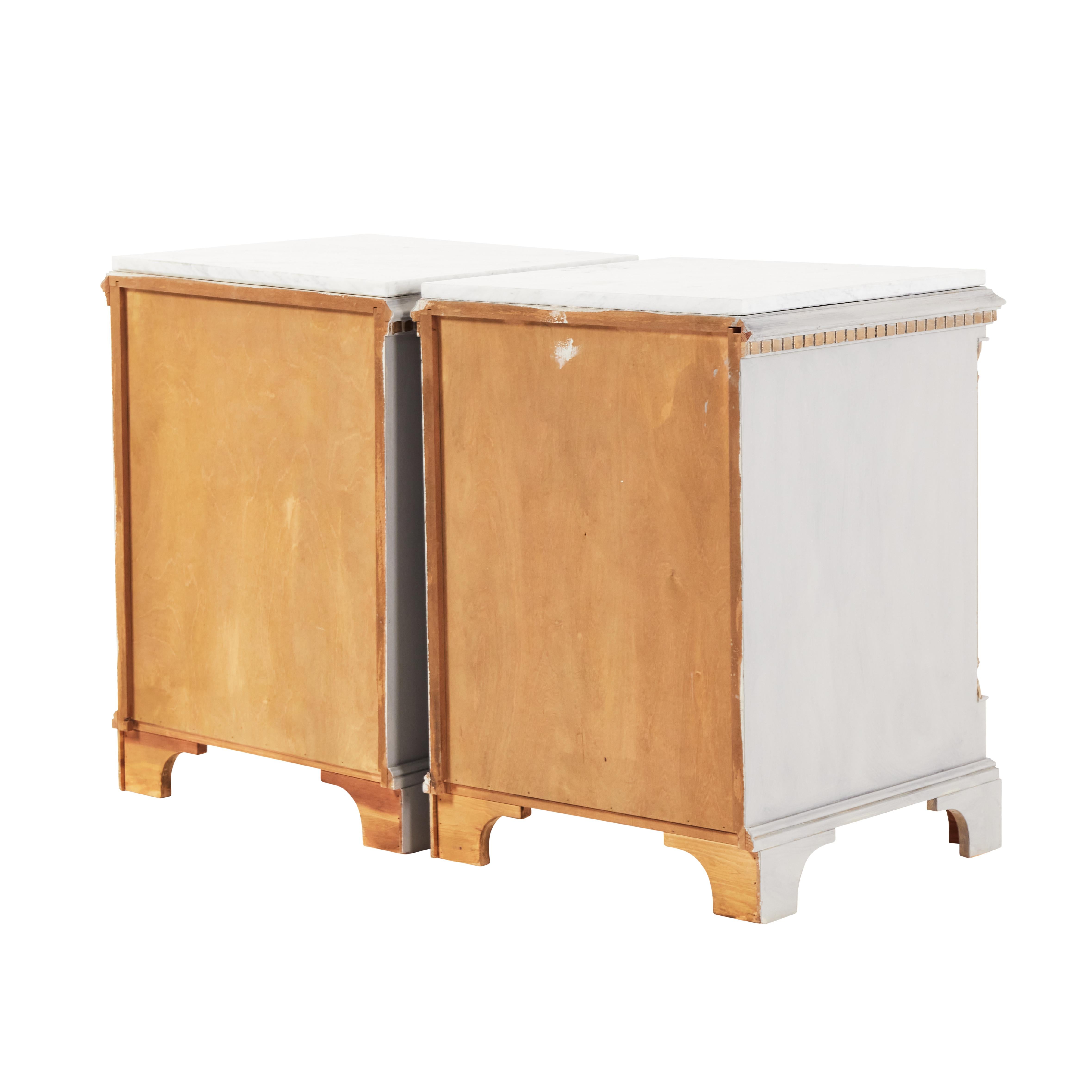 Wood Pair of Gustavian Bedside Table wuth Marble Top For Sale