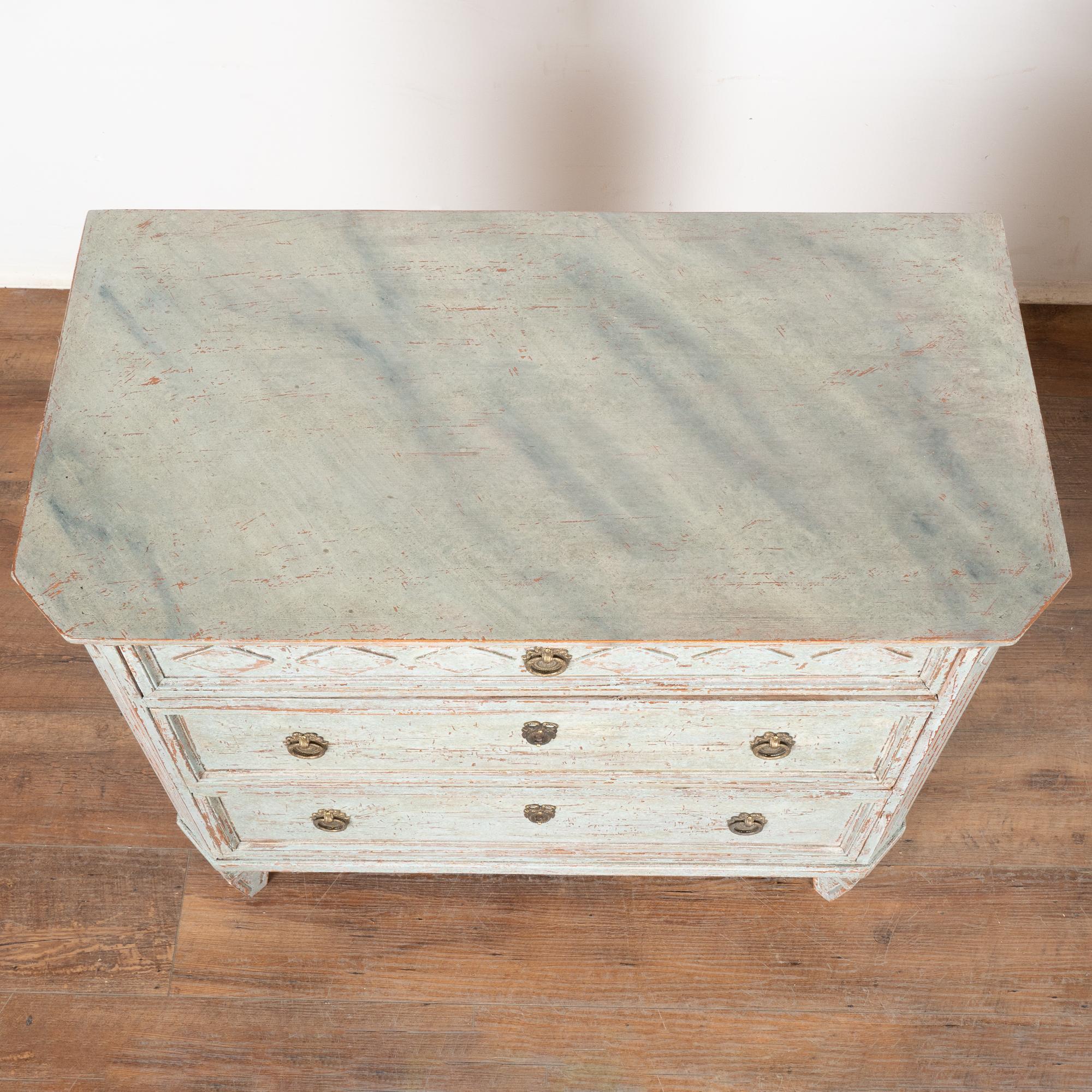 19th Century Pair of Gustavian Blue Painted Chest of Drawers, Sweden circa 1820-40