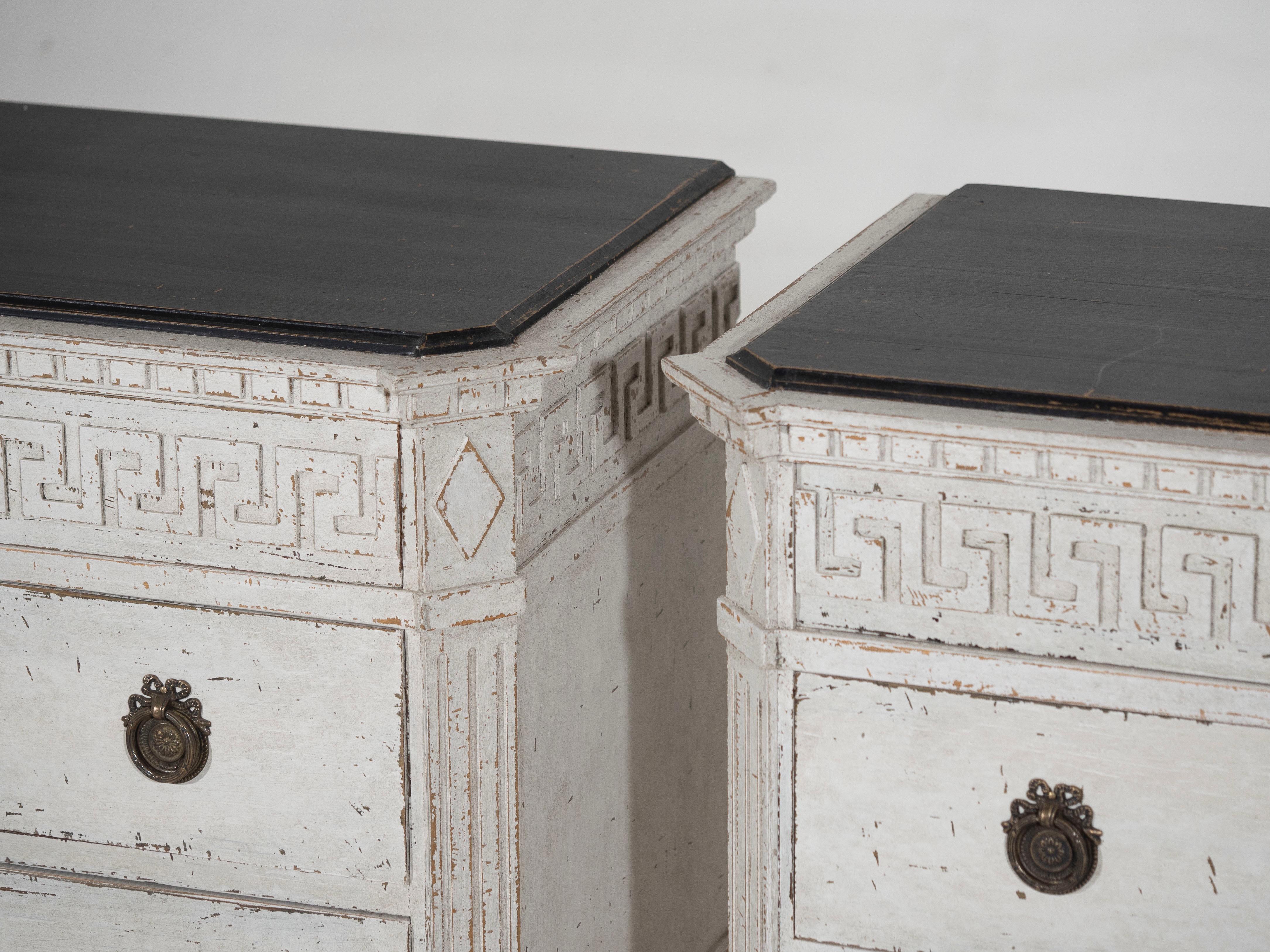 Marvelous pair of Gustavian style chests with beautiful carving, from around 100 years ago.