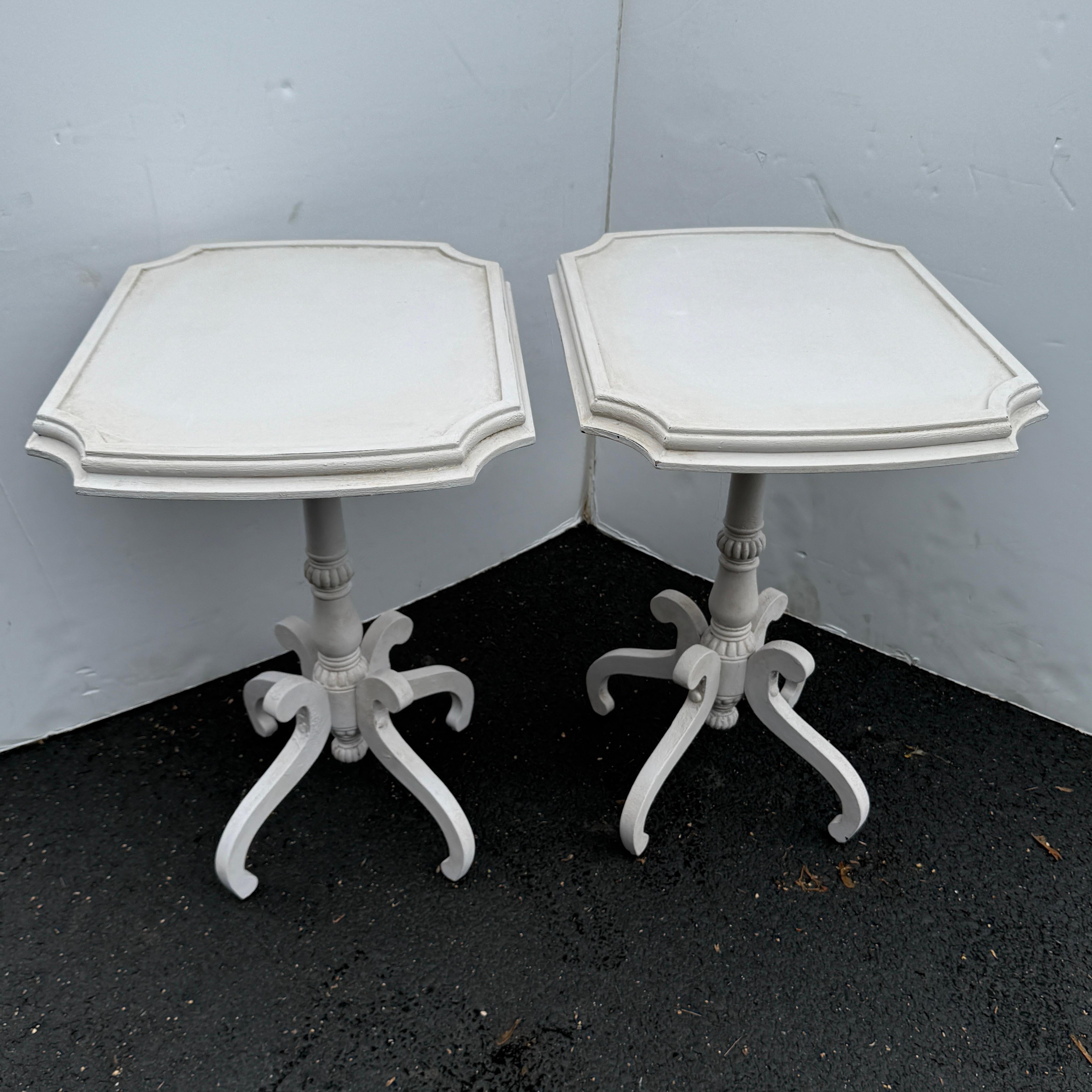 20th Century Pair of Painted Side End Tables Bedside For Sale