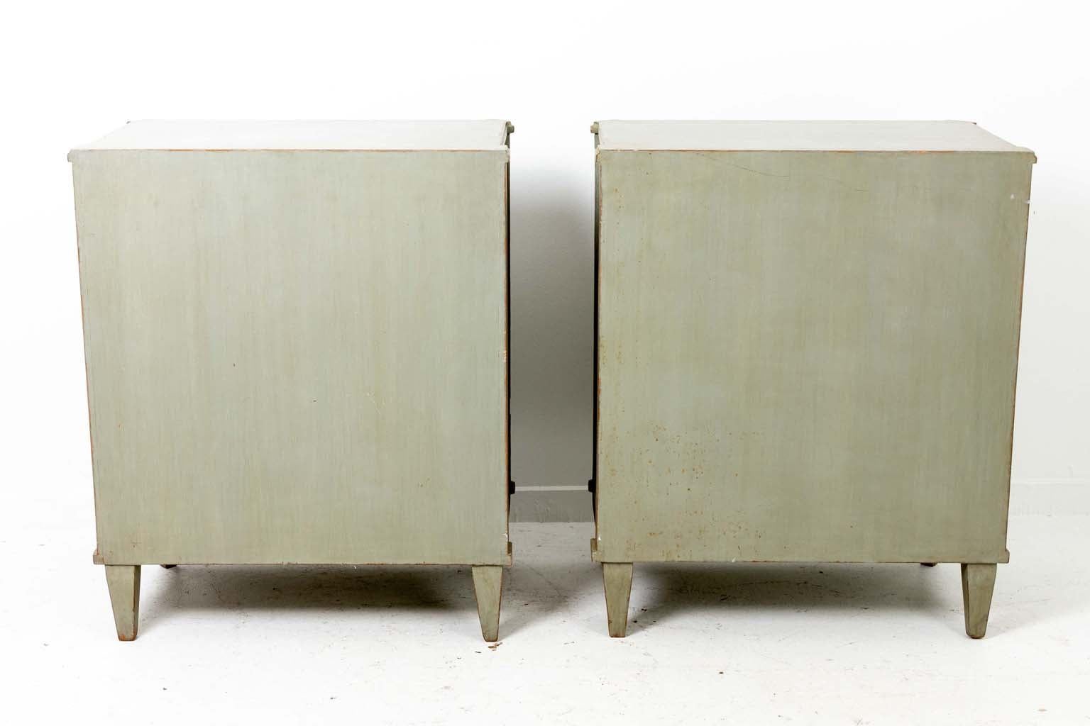Wood Pair of Gustavian or Swedish Style Painted Chest of Drawers For Sale