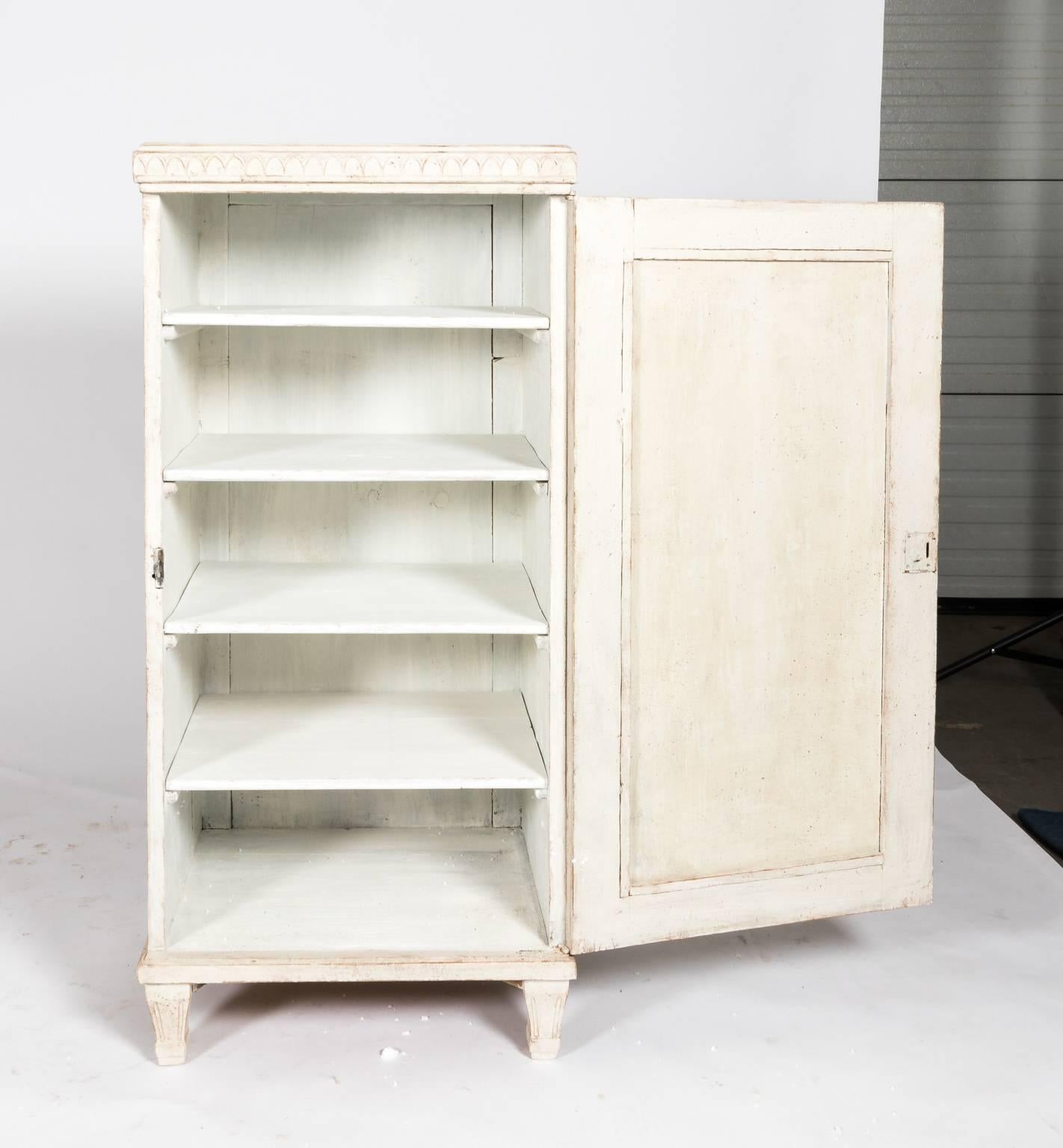 Wood Pair of Gustavian Painted Cupboards For Sale