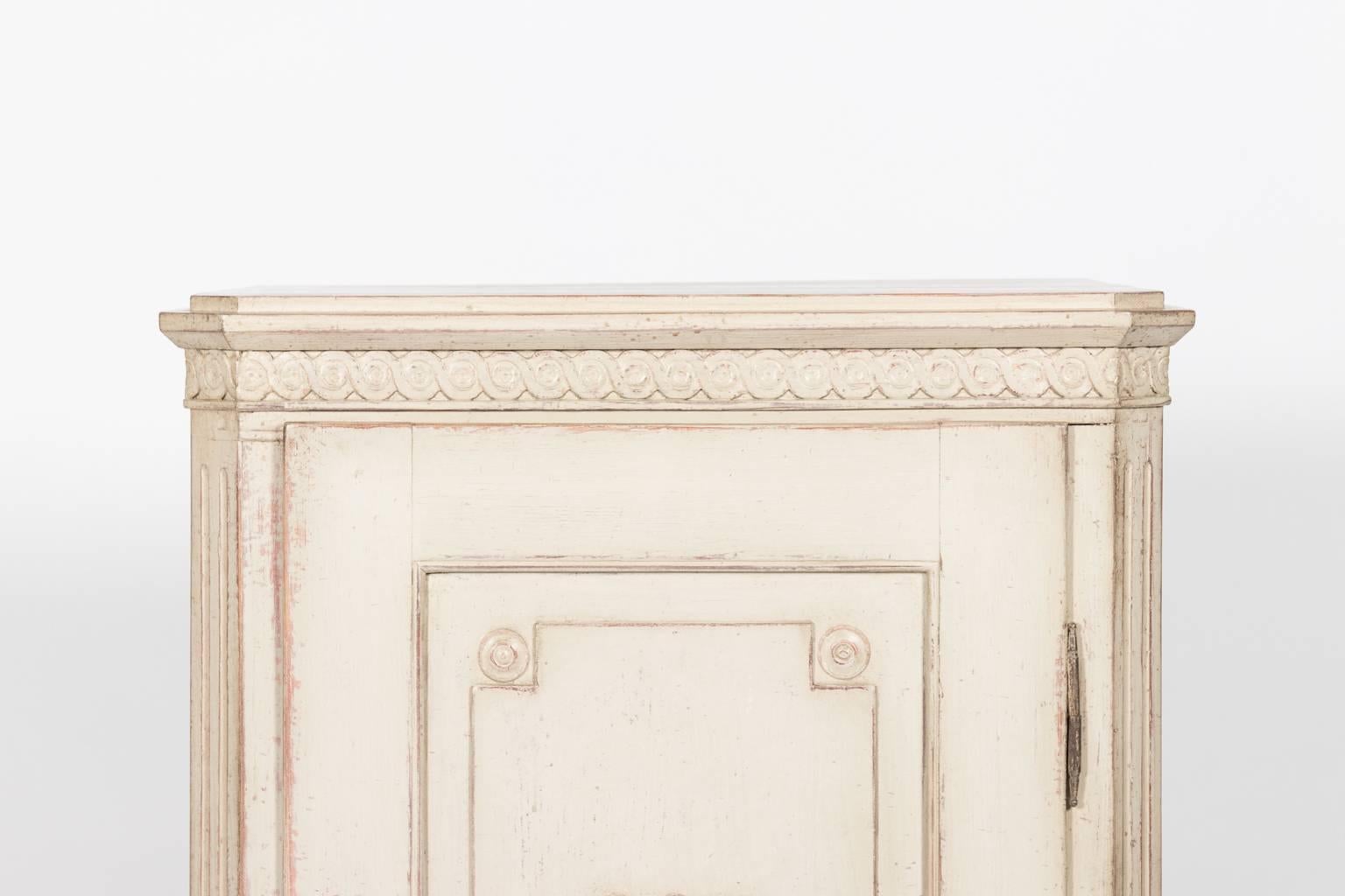 20th Century Pair of Gustavian Side Cabinets For Sale
