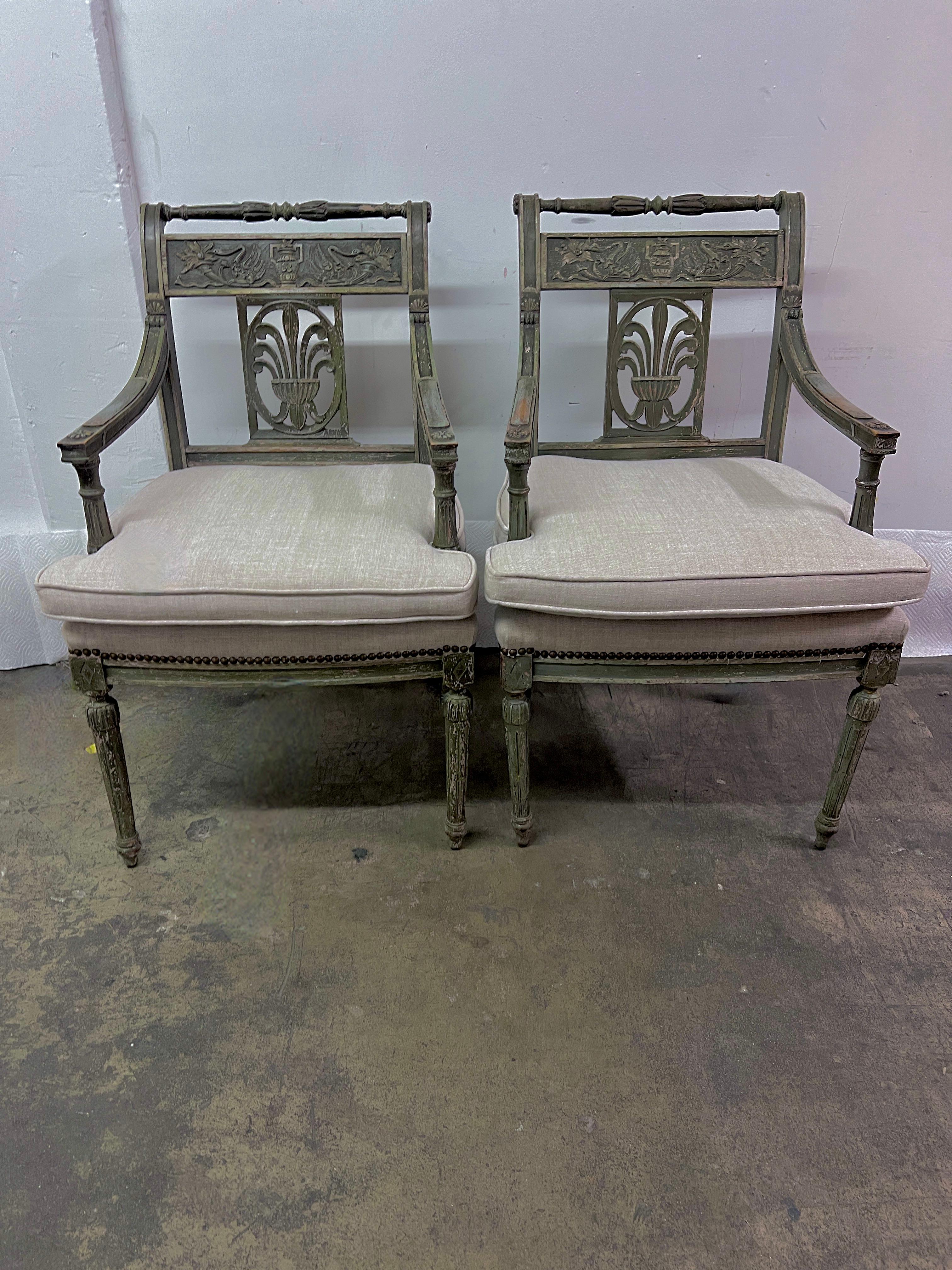 Swedish Pair of Gustavian Side Chairs with Linen Upholstery Late 18th Century  For Sale