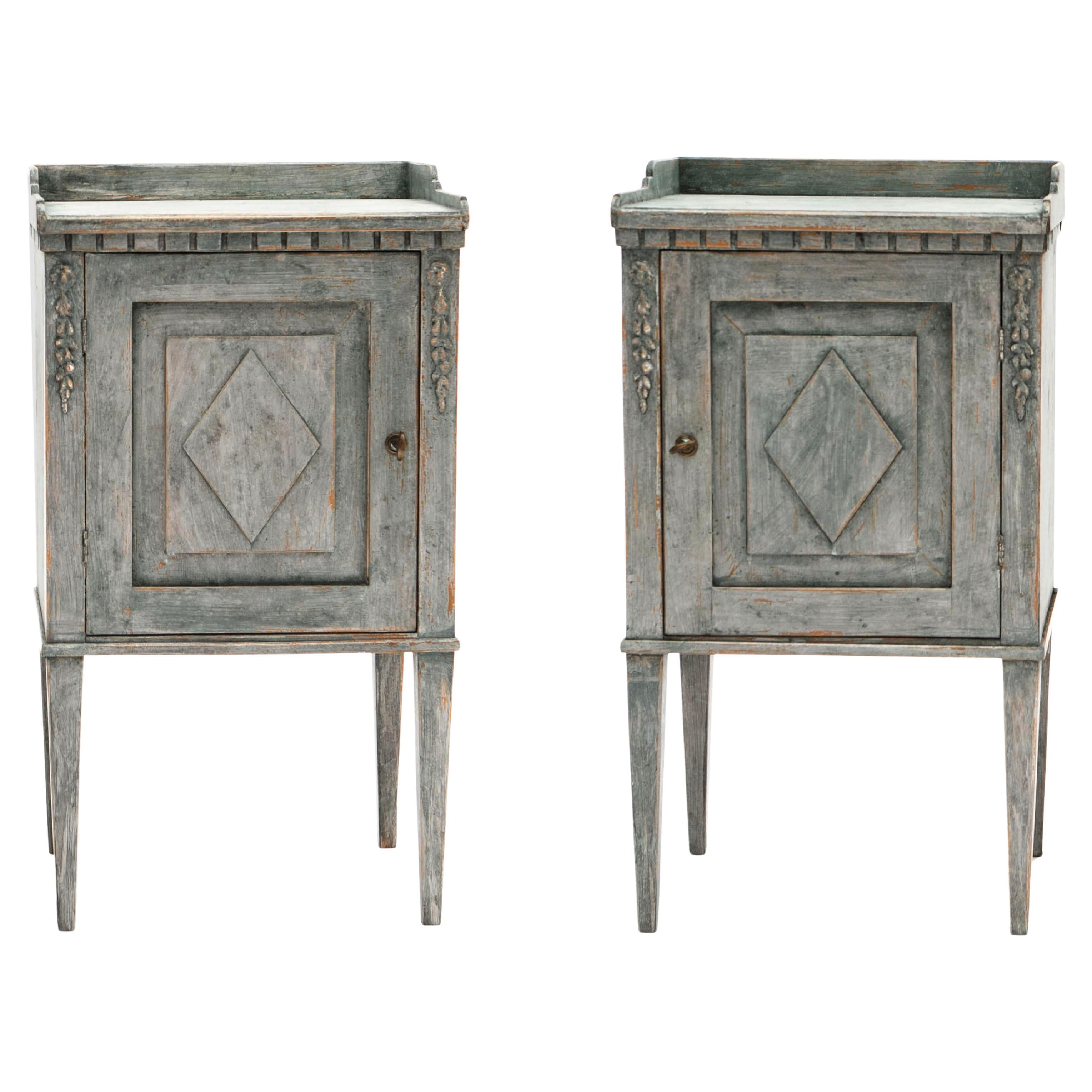 Pair of Gustavian Style 19th Century Painted Swedish Bed / Side Cabinets