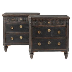 Commodes and Chests of Drawers