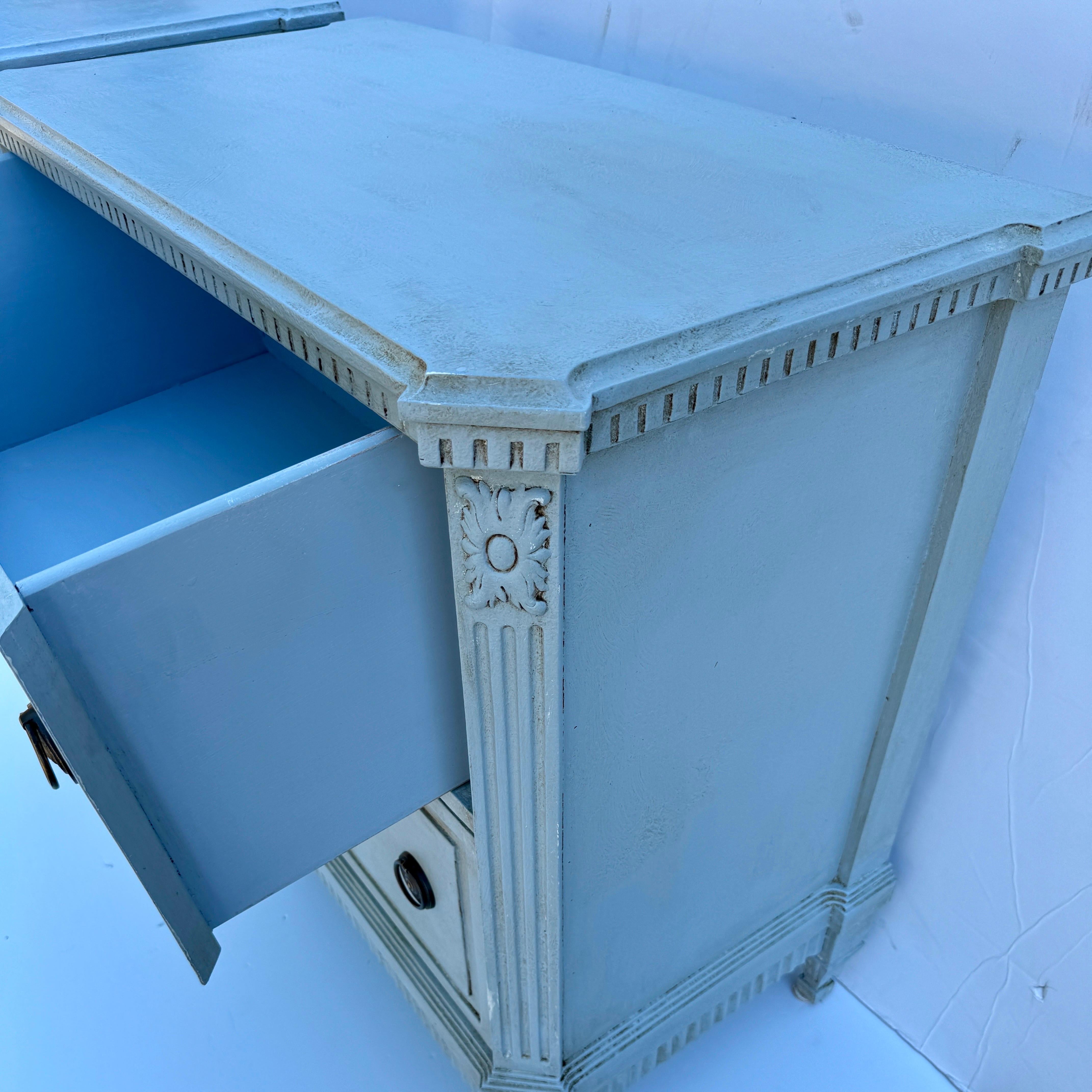 Pair of Gustavian Style Blue Painted Chest of Drawers Commodes For Sale 7