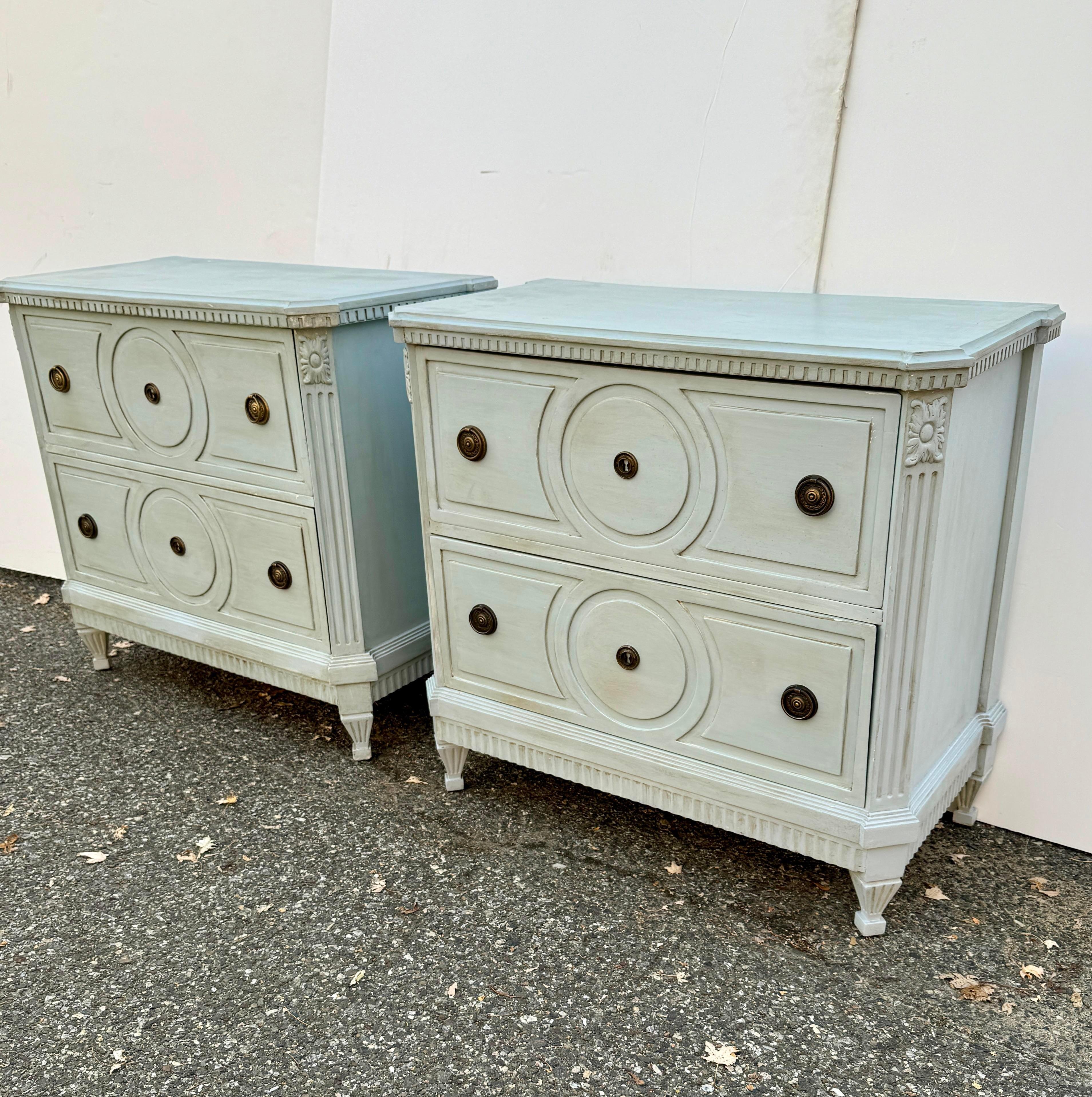 Pair of Gustavian Style Blue Painted Chest of Drawers Commodes In Good Condition For Sale In Haddonfield, NJ