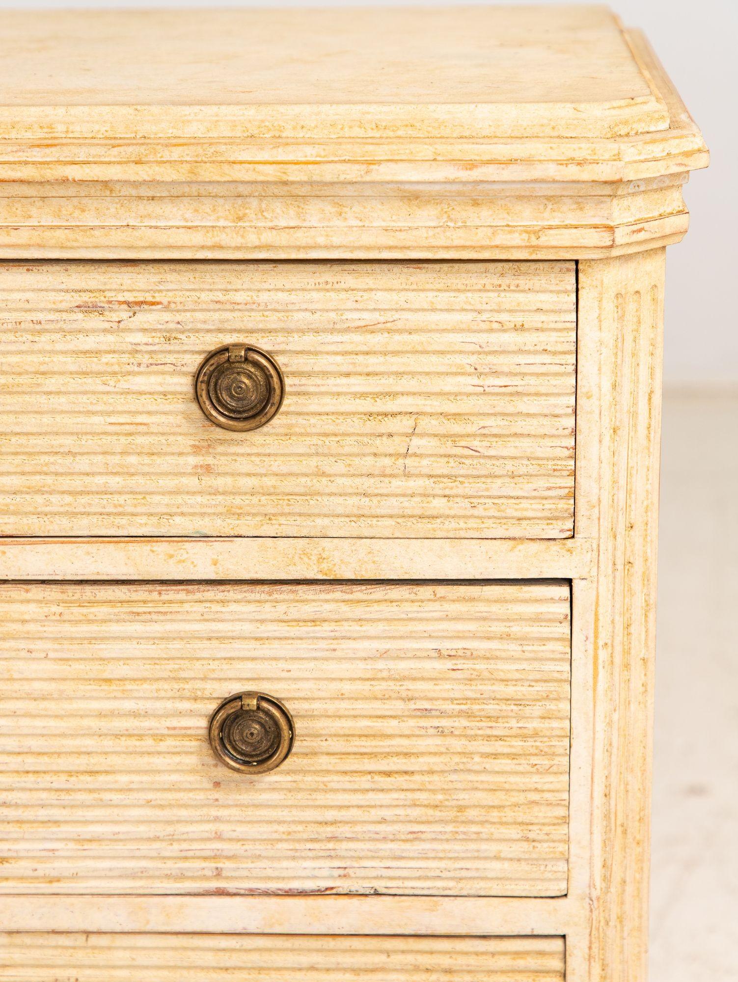 Pair of Gustavian Style Chests of Drawers, Early 20th C. For Sale 6