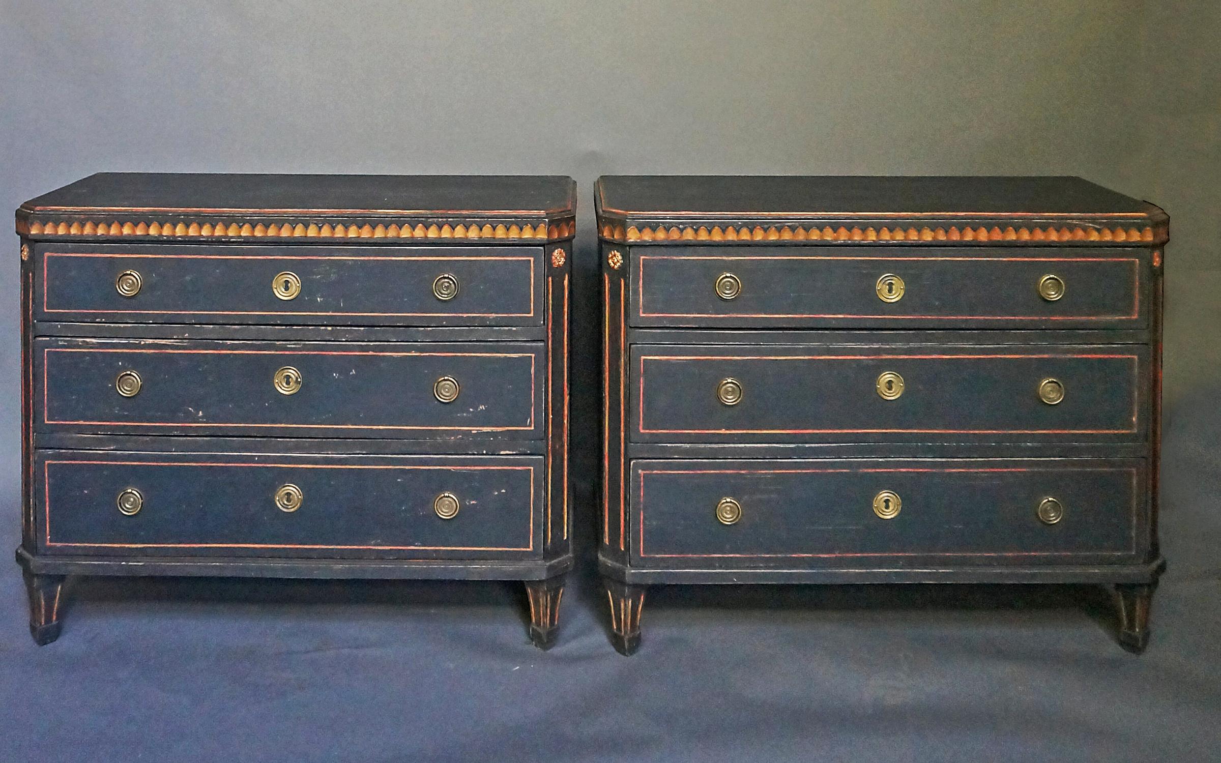 Swedish Pair of Gustavian Style Chests of Drawers
