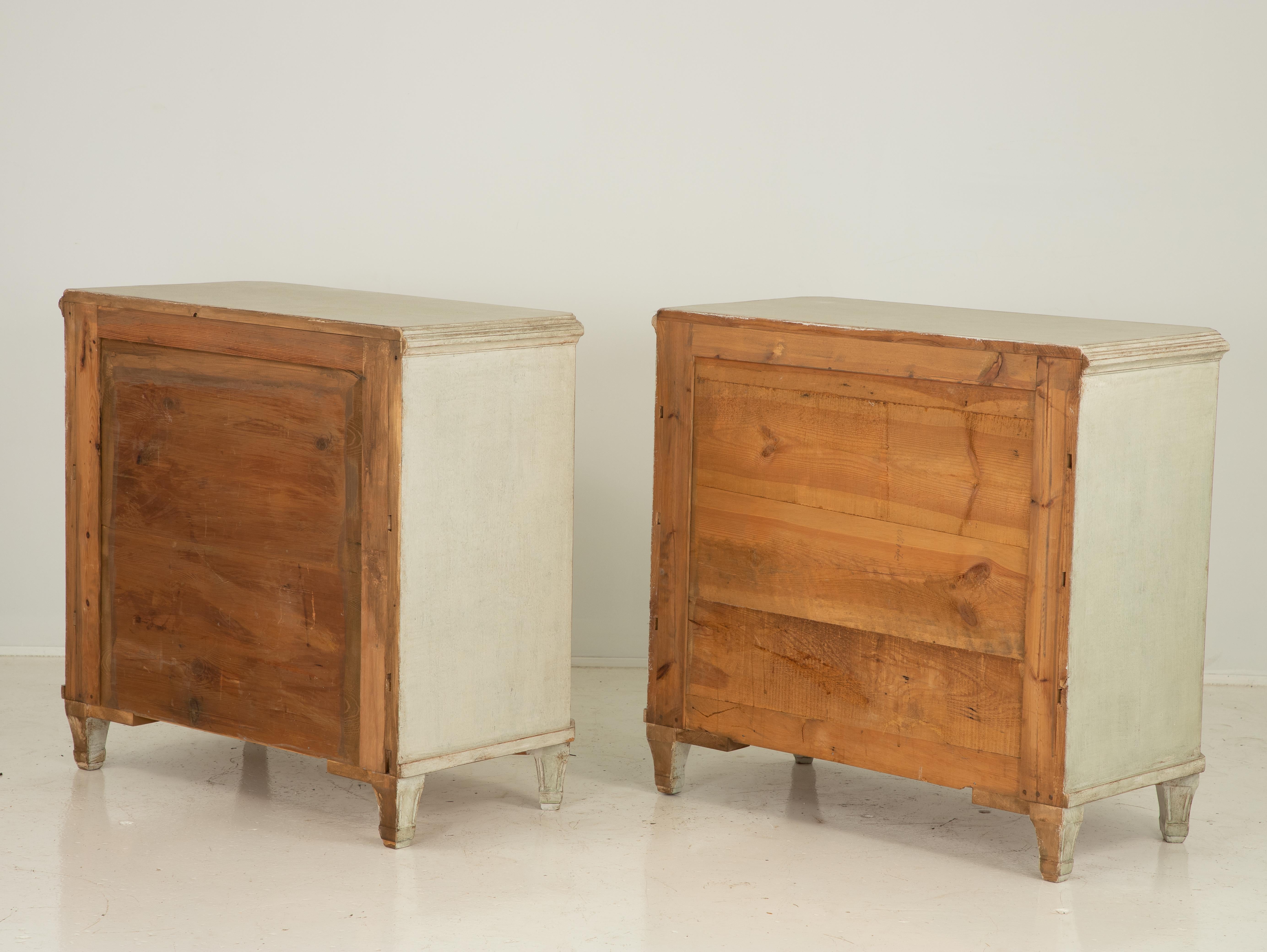Swedish Pair of Gustavian Style Chests of Drawers