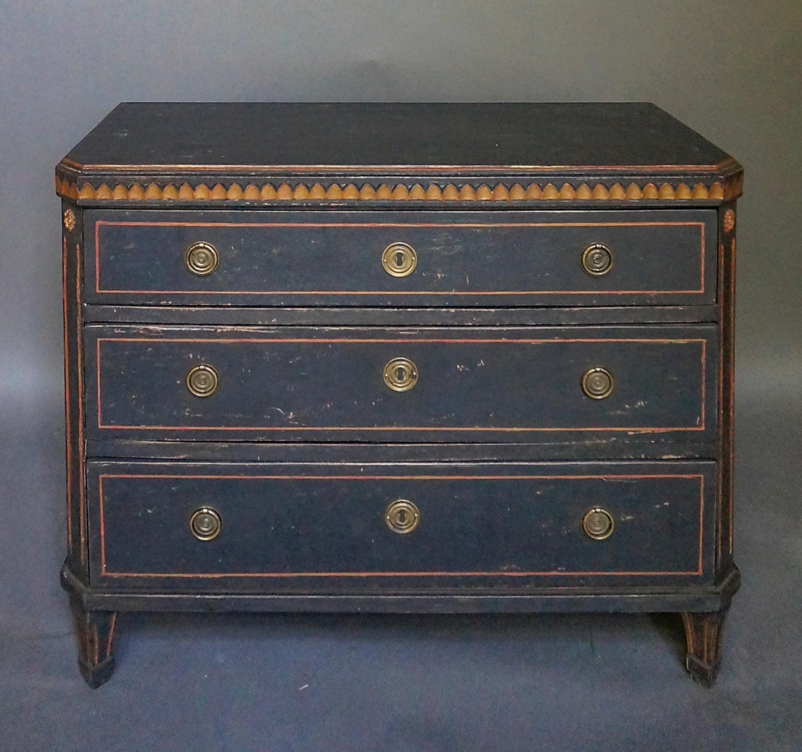 Hand-Painted Pair of Gustavian Style Chests of Drawers
