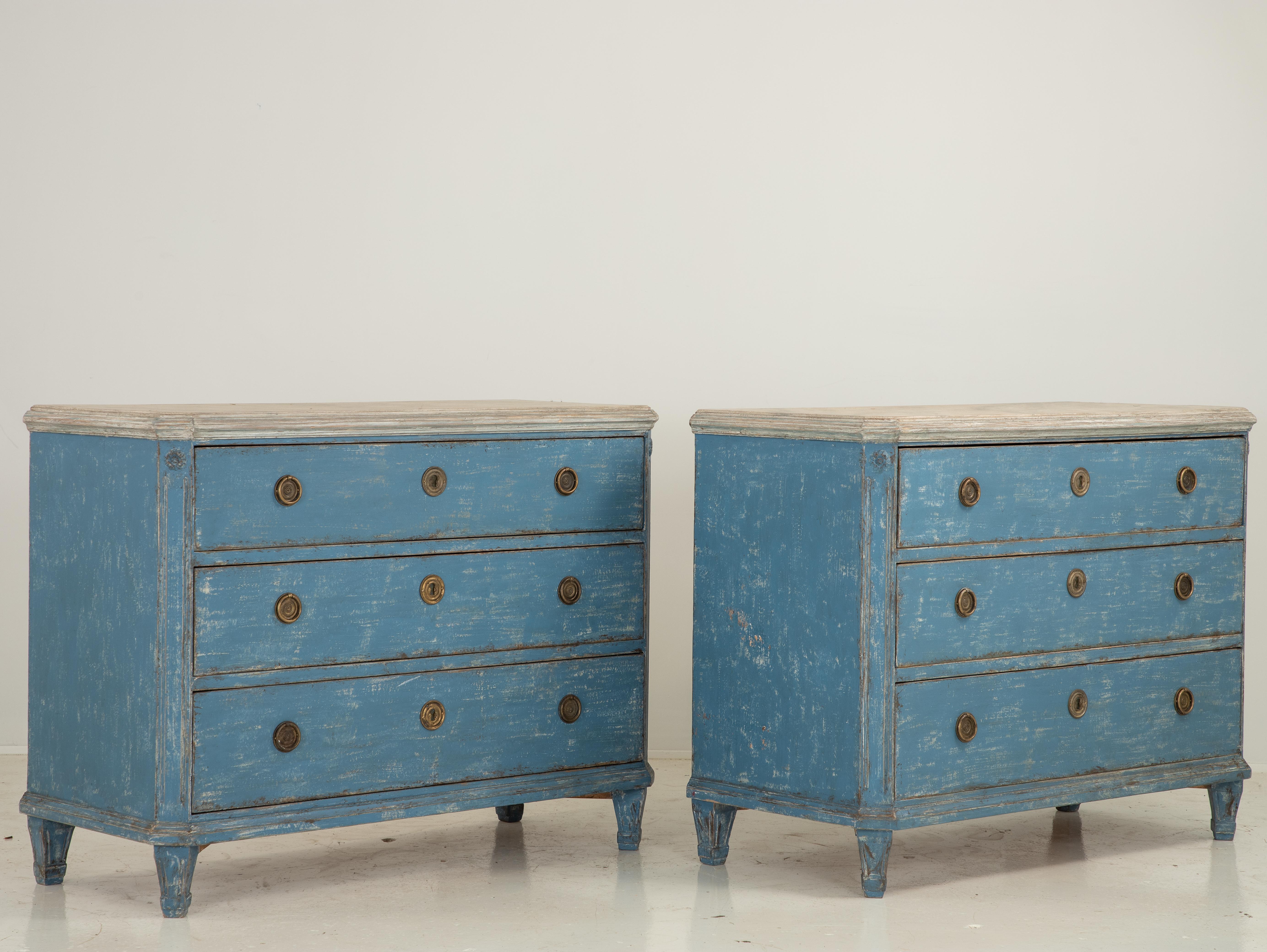 20th Century Pair of Gustavian Style Chests of Drawers