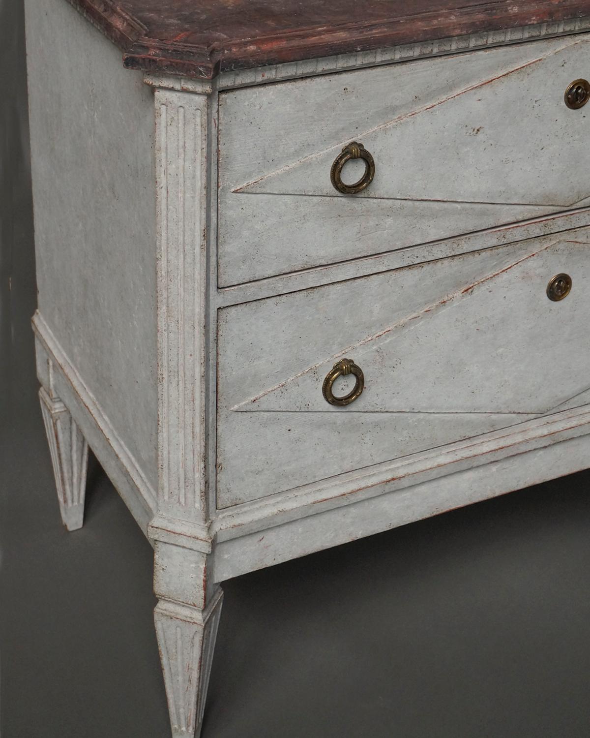 19th Century Pair of Gustavian Style Commodes