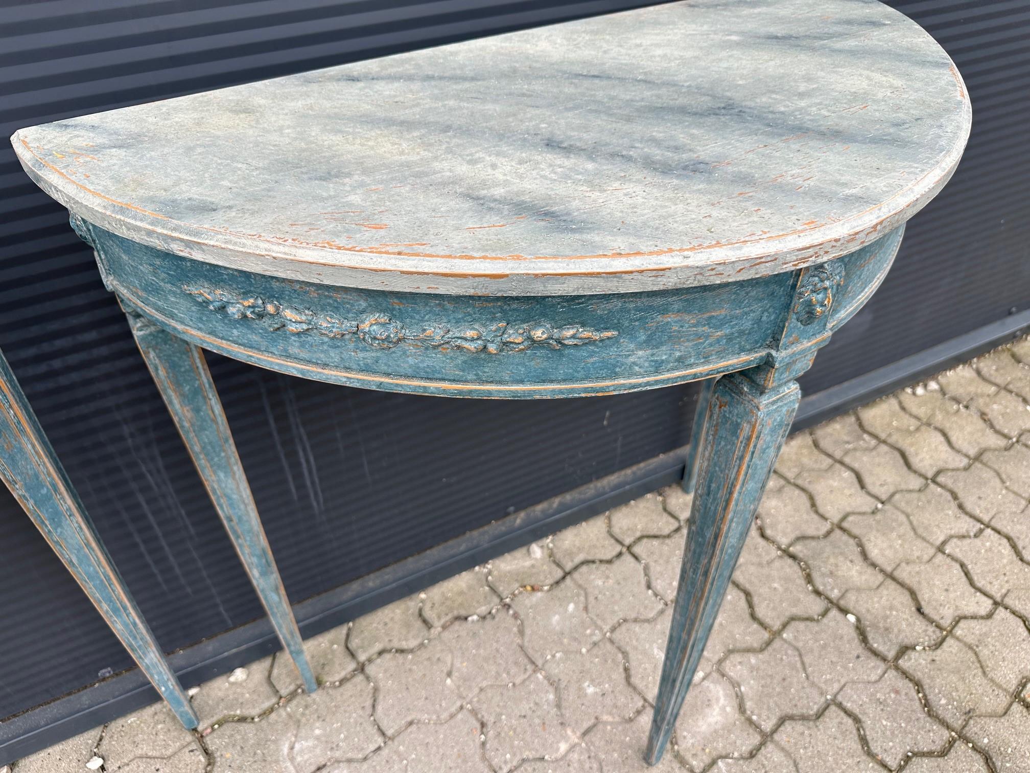 Pair of Gustavian-Style Demilune Console Tables, Sweden Approx. 1900 In Good Condition For Sale In Kastrup, DK