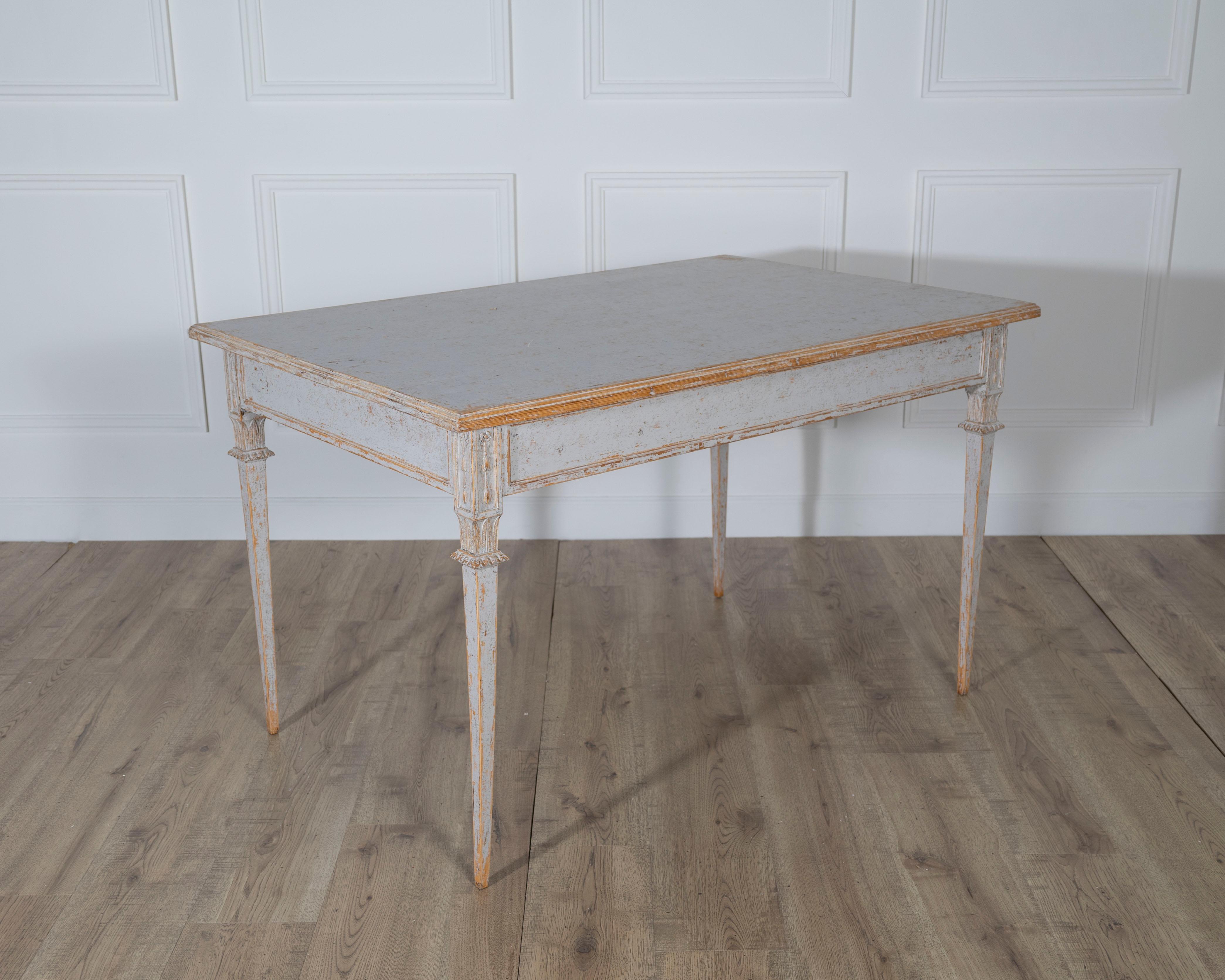 Pair of Gustavian Style Painted Tables, Repainted in Light Gray For Sale 4