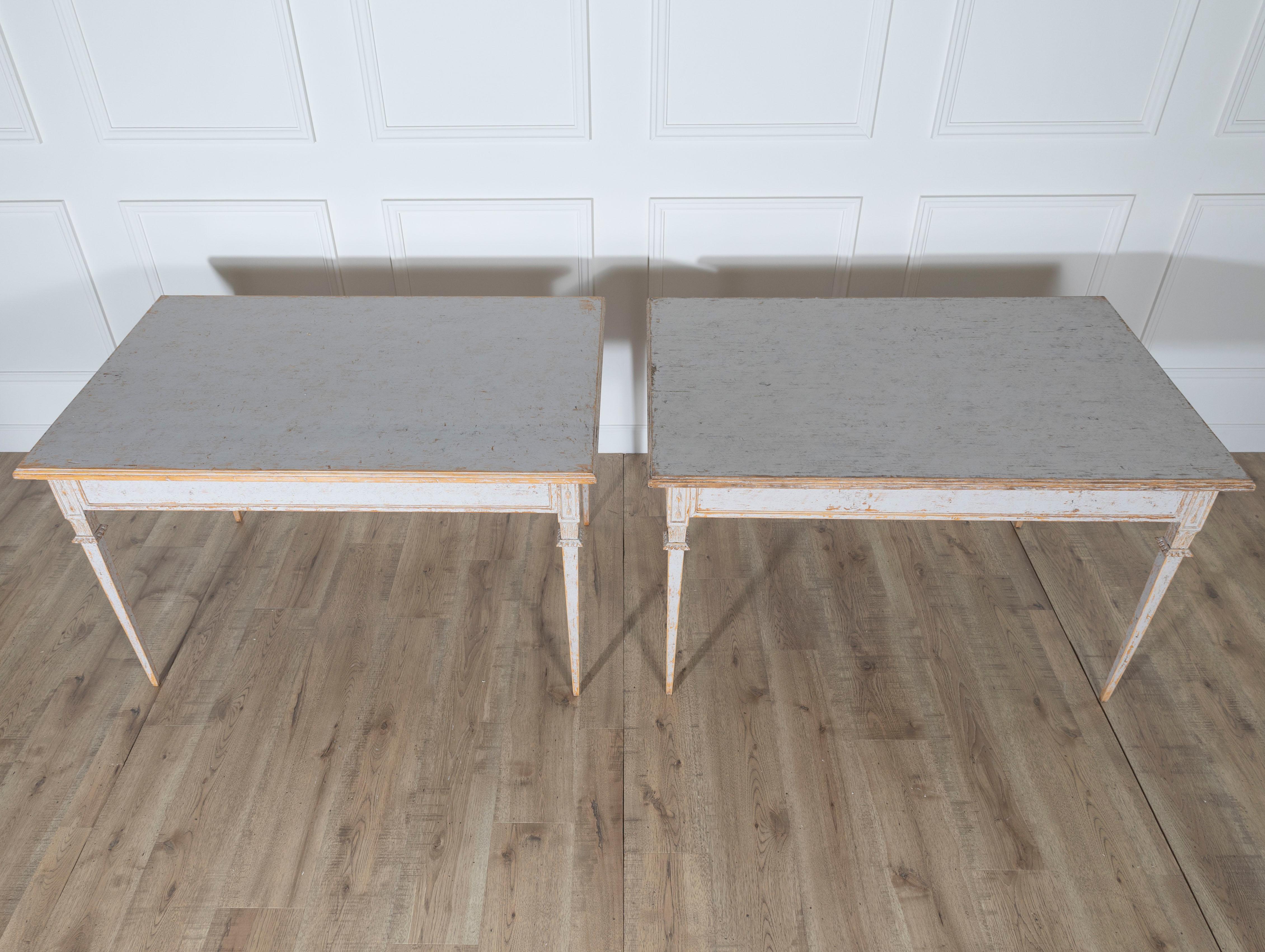 Pair of Gustavian Style Painted Tables, Repainted in Light Gray In Good Condition For Sale In Atlanta, GA