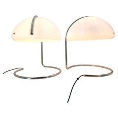 Pair of Guzzini Shell table lamps by Luigi Massoni & Lucian Bottura, 1960s