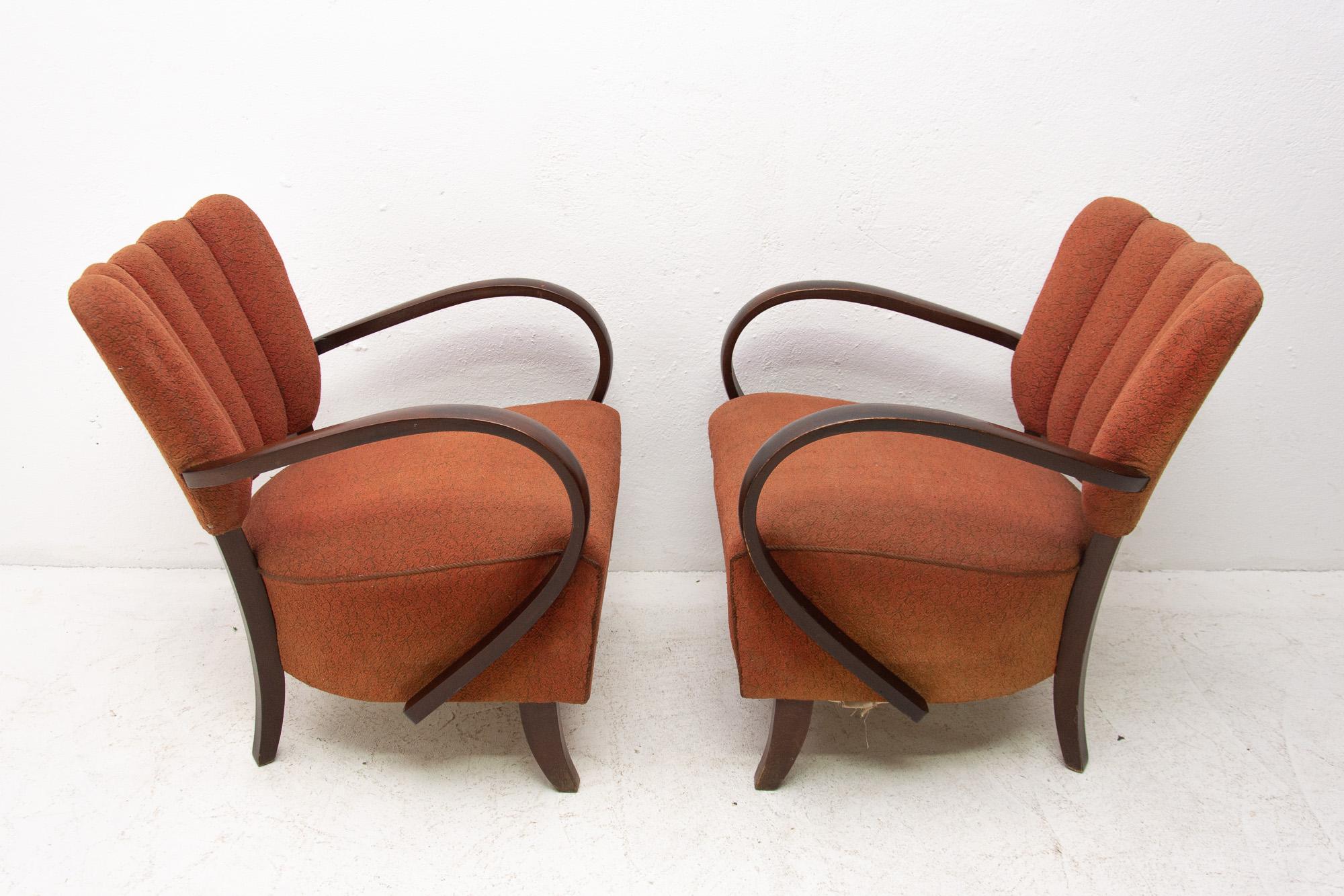 Pair of H-237 Cocktail Armchairs by Jindrich Halabala, Czechoslovakia, 1950s 2