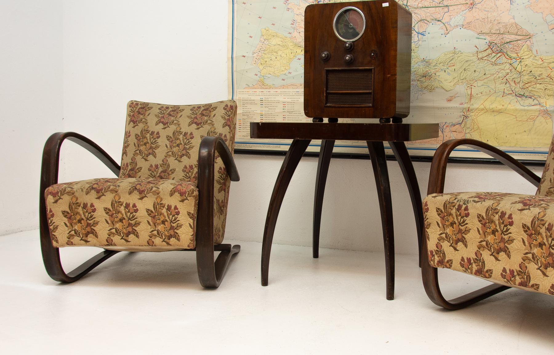 Czech Pair of H-269 Armchairs Designed by Jindrich Halabala, 1930s