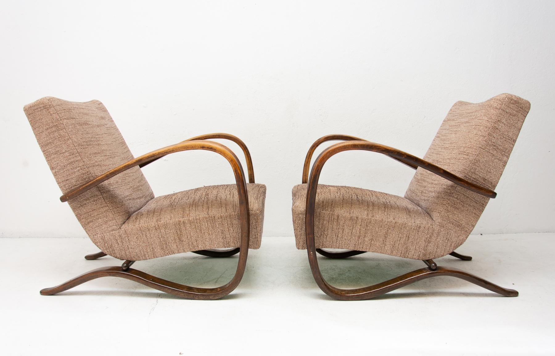 Czech Pair of H-269 Armchairs Designed by Jindrich Halabala, 1930s