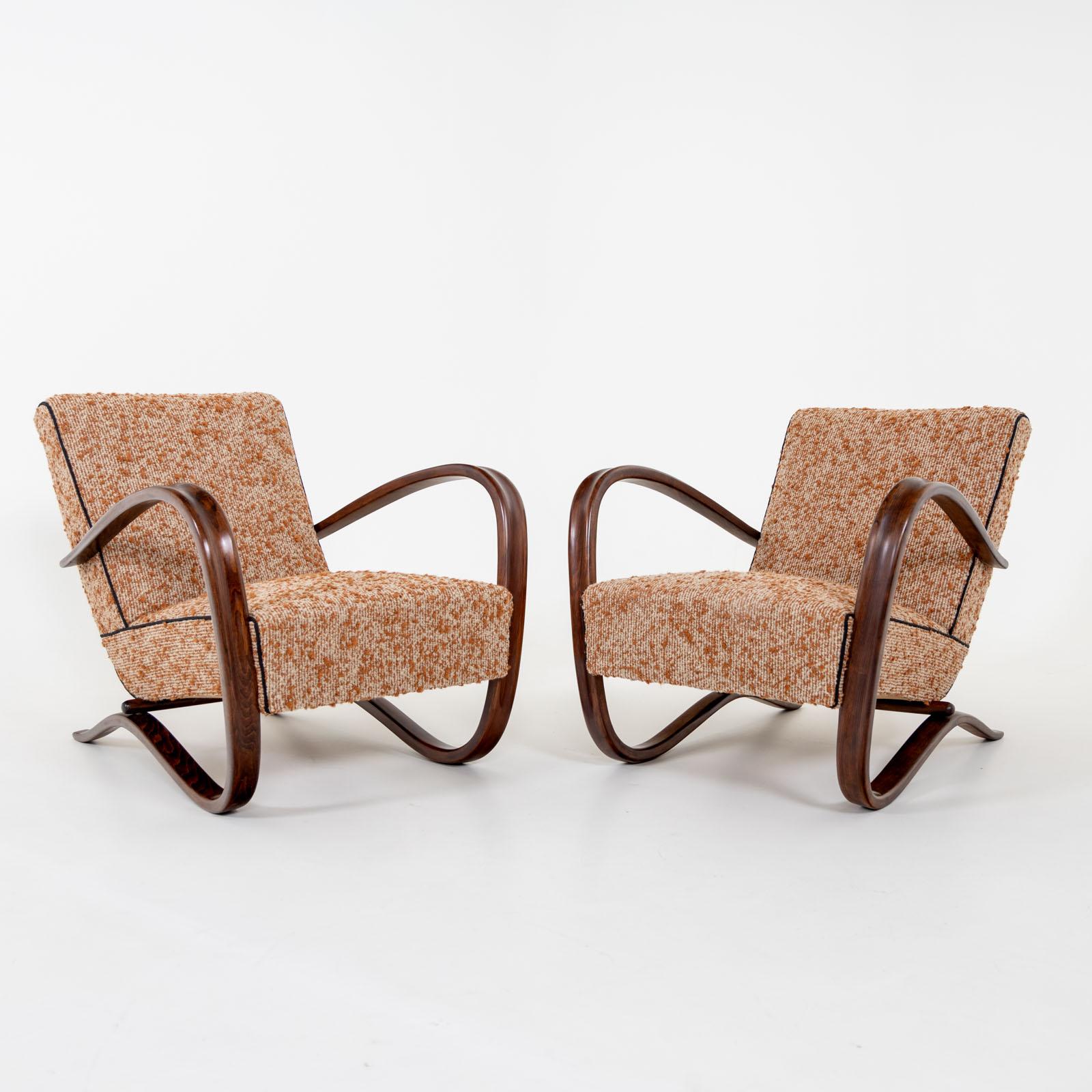 Art Deco Pair of H-269 Lounge Chairs by Jindřich Halabala, Czech Republic 1930s For Sale