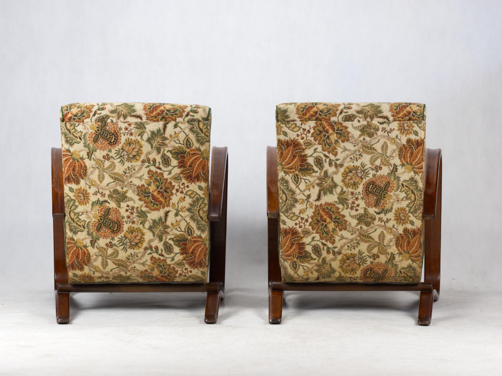 Mid-20th Century Pair of H 269 Lounge Chairs by Jindřich Halabala for Up Závody Brno, 1930s