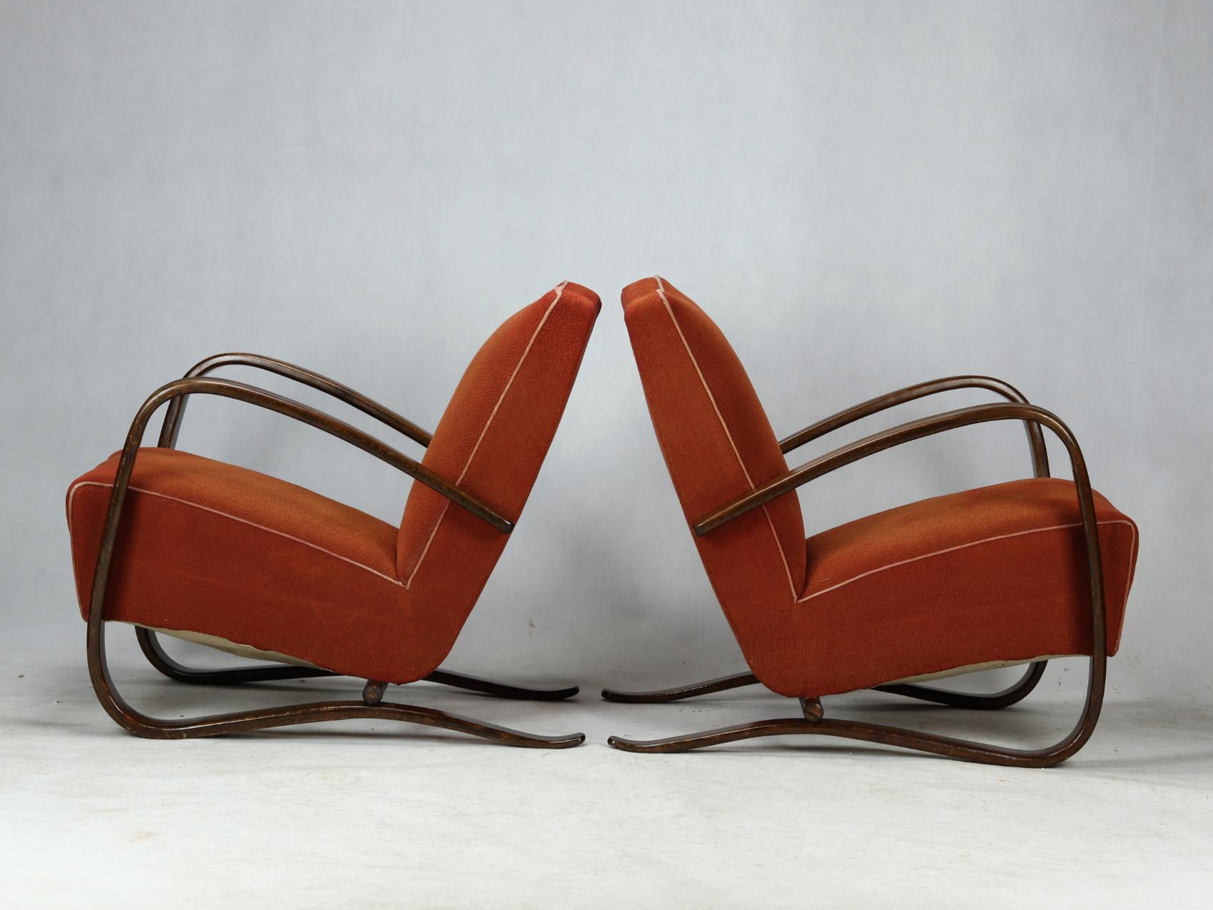 Bentwood Pair of H 269 Lounge Chairs by Jindřich Halabala for Up Závody Brno, 1930s