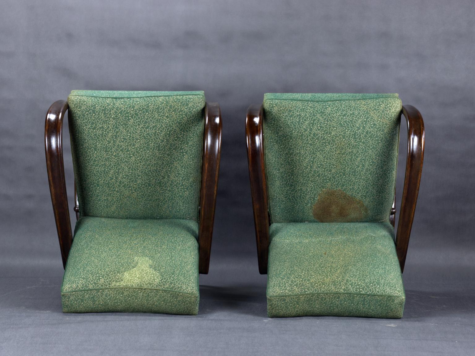 Bentwood Pair of H 269 Lounge Chairs by Jindřich Halabala for Up Závody Brno, 1930s