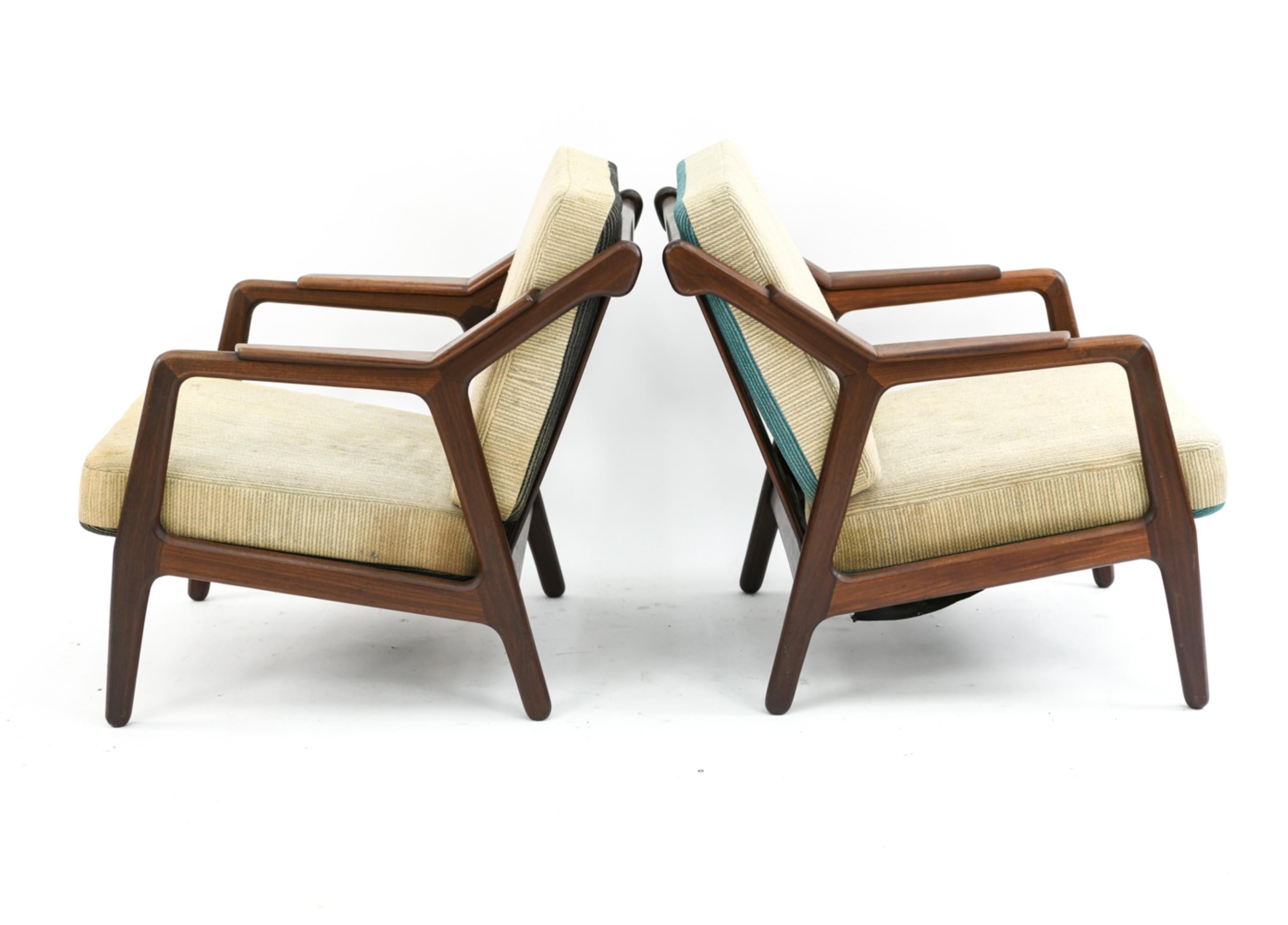Pair of H. Brockmann-Petersen Danish Lounge Chairs 5
