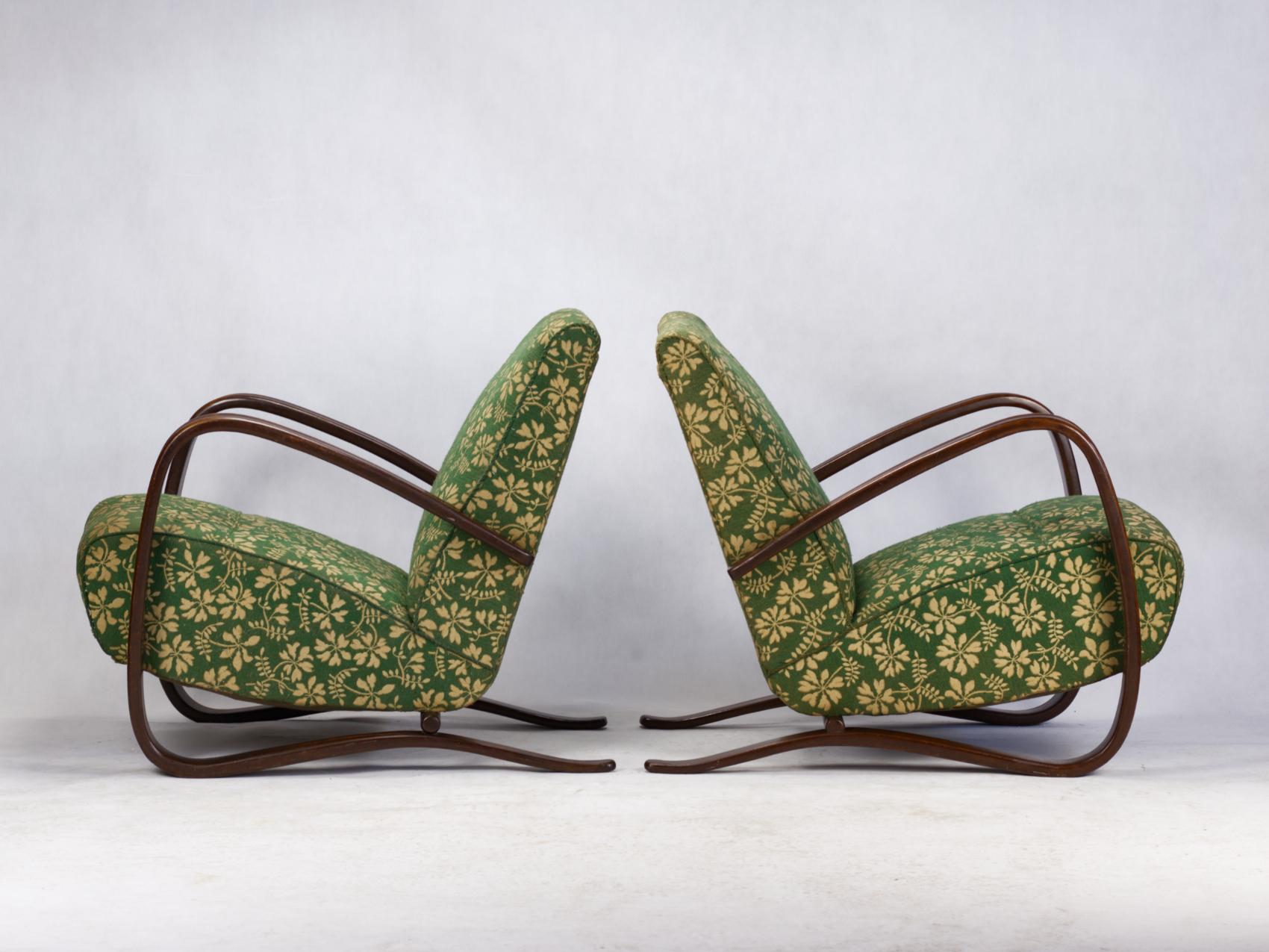 Pair of H269 Lounge Chairs by Jindřich Halabala for Up Závody Brno, 1930s In Good Condition In Lucenec, SK