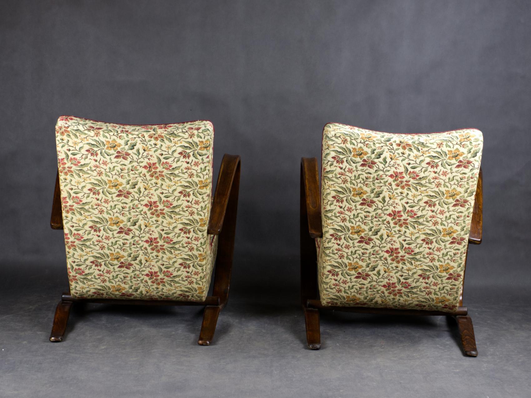 Pair of H269 Lounge Chairs by Jindřich Halabala for Up Závody Brno, 1930s In Good Condition In Lucenec, SK