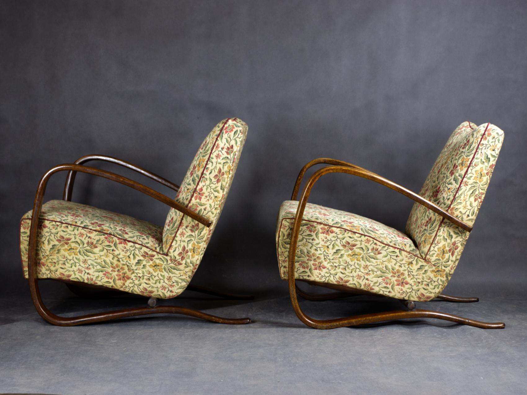 Pair of H269 Lounge Chairs by Jindřich Halabala for Up Závody Brno, 1930s 2