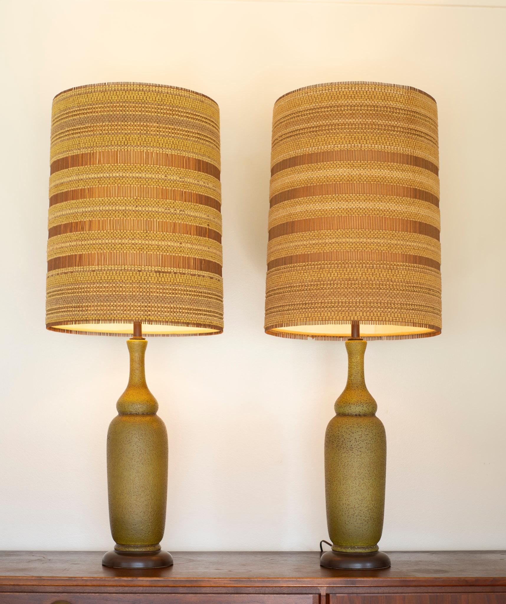 Mid-Century Modern Pair of Haeger Volcanic Glaze Olive Green Cermaic Lamps Maria Kipp Shades Italy