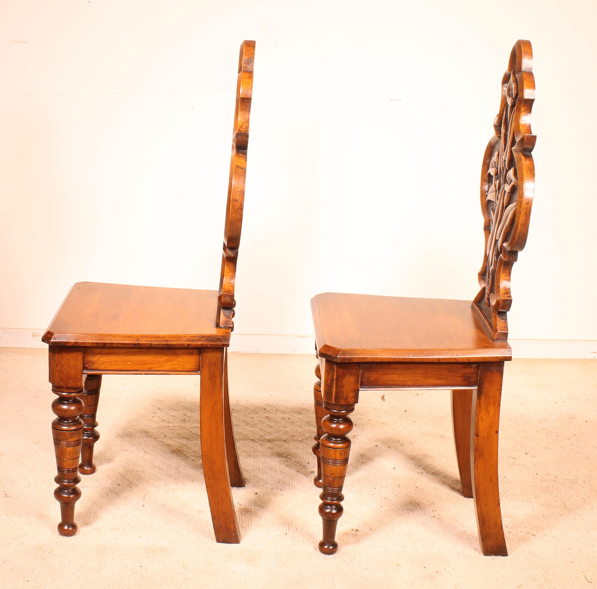 Pair of Hall Chairs Art Deco, Early 20 Century, England In Good Condition For Sale In Brussels, Brussels