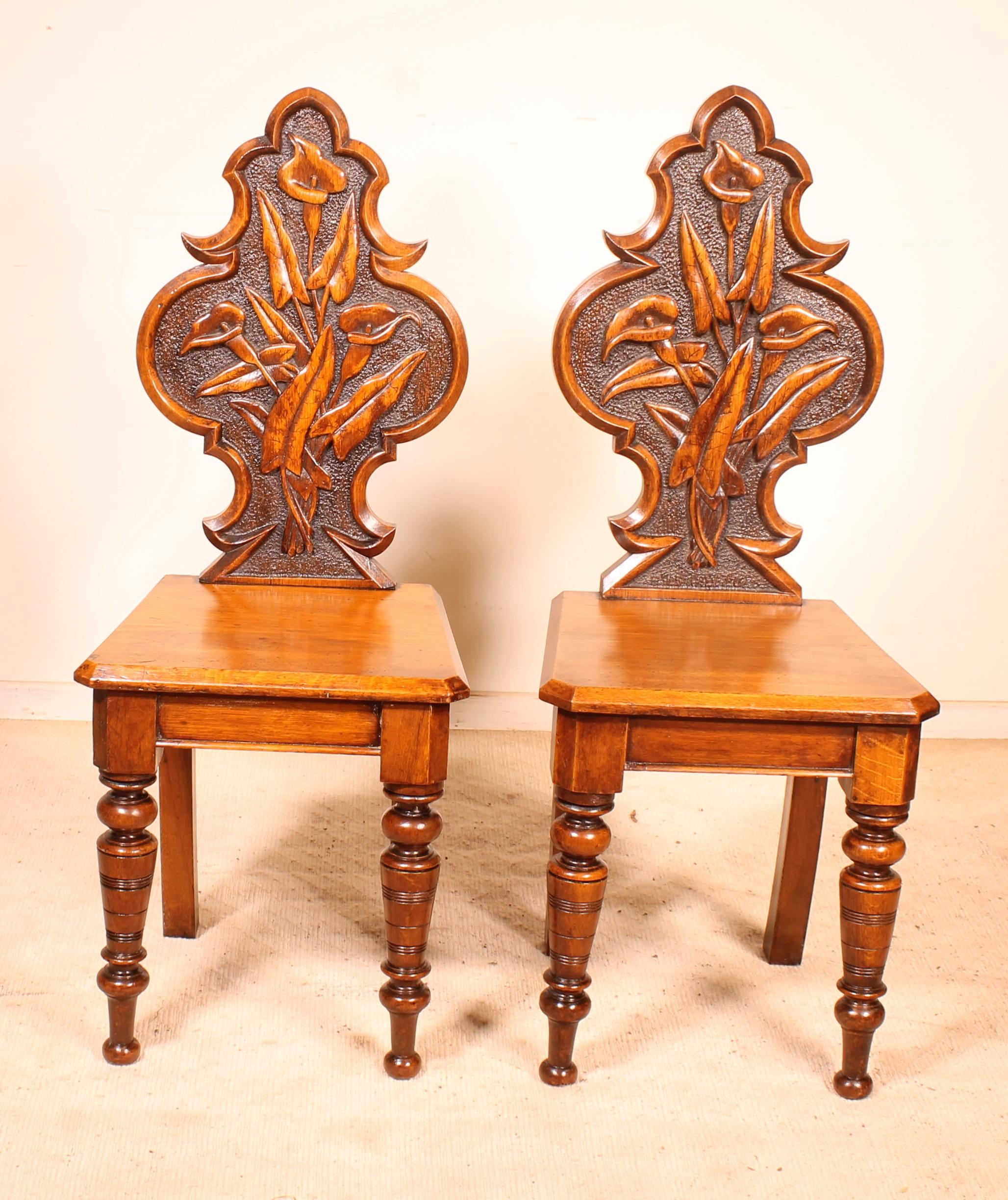 Oak Pair of Hall Chairs Art Deco, Early 20 Century, England For Sale