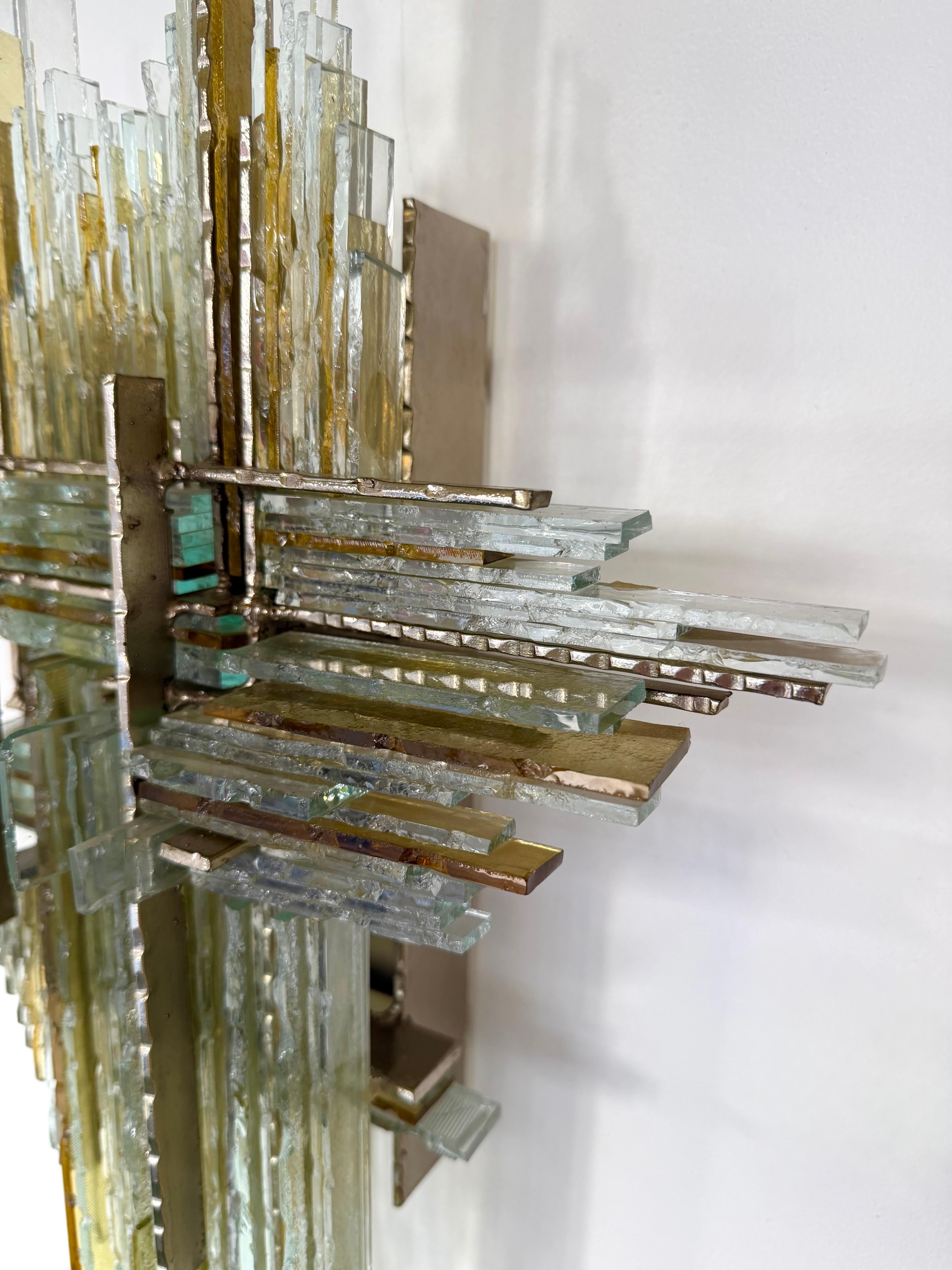 Paire d'appliques en verre martelé et en fer forgé par Biancardi, Italie, années 1970 Bon état - En vente à SAINT-OUEN, FR