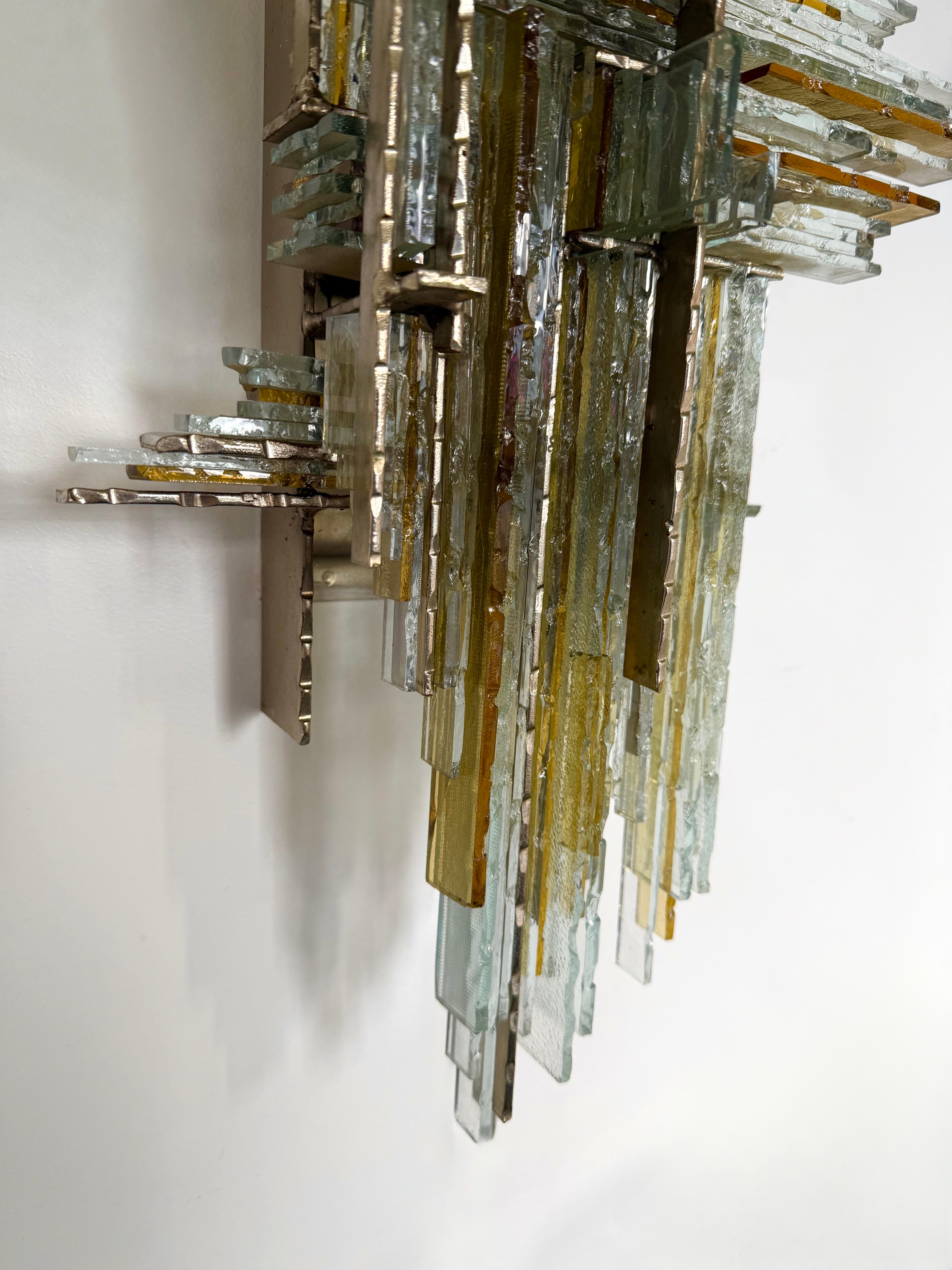 Fin du 20e siècle Paire d'appliques en verre martelé et en fer forgé par Biancardi, Italie, années 1970 en vente