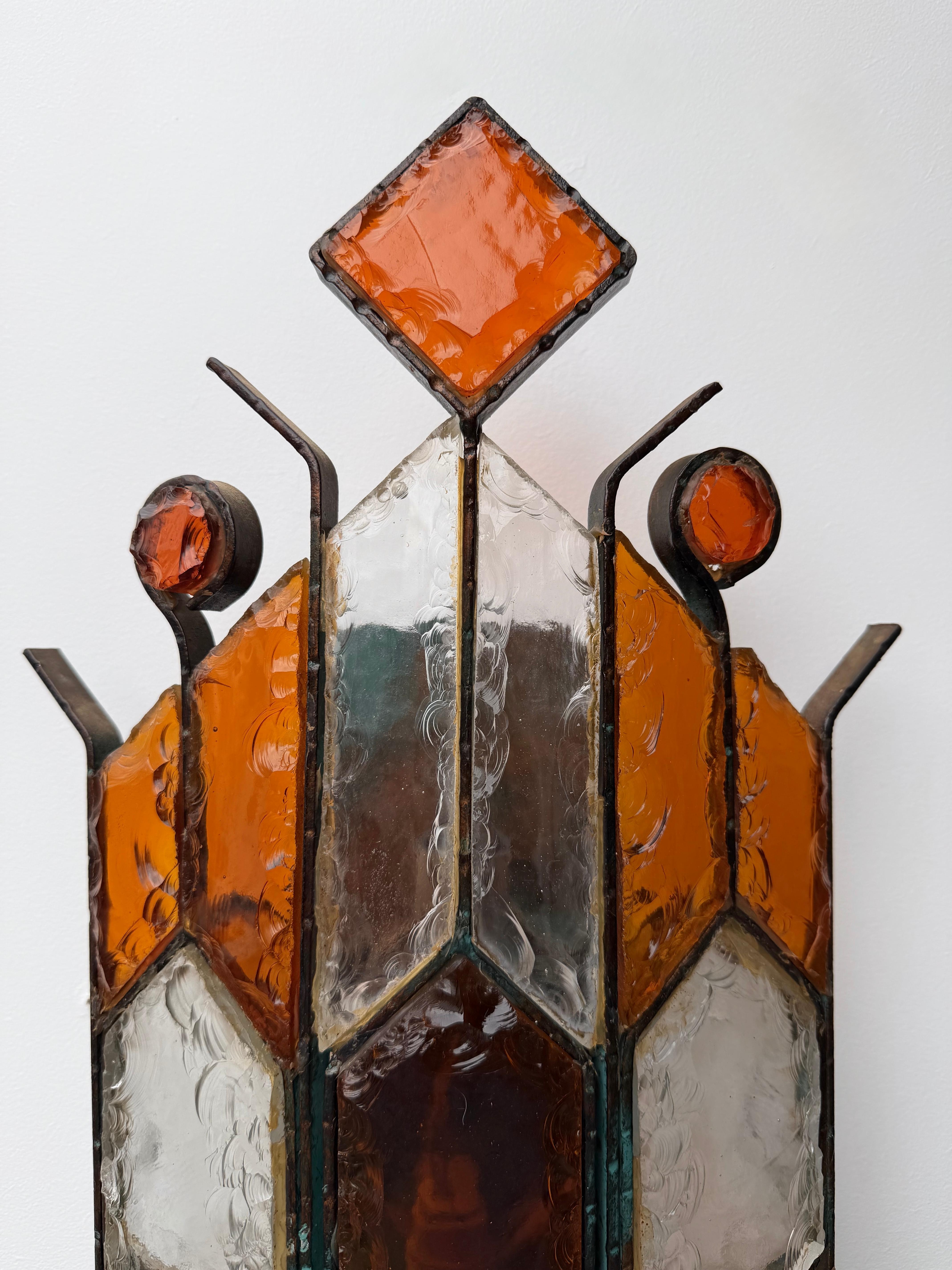 Pareja de candelabros de hierro forjado con vidrio martillado de Longobard, Italia, años 70 en venta 2