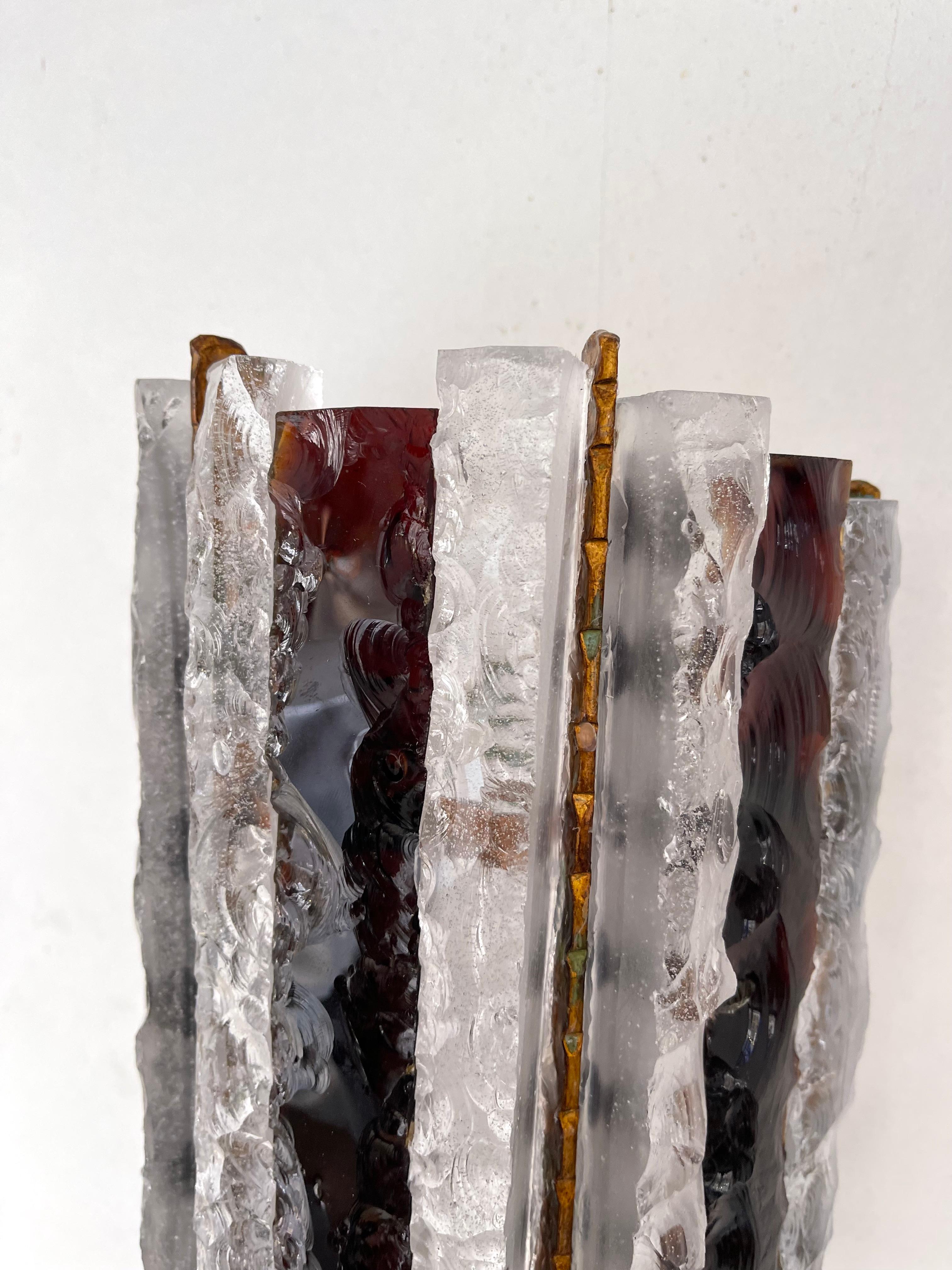 Paar schmiedeeiserne Wandleuchter aus gehämmertem Glas von Longobard, Italien, 1970er Jahre im Angebot 4