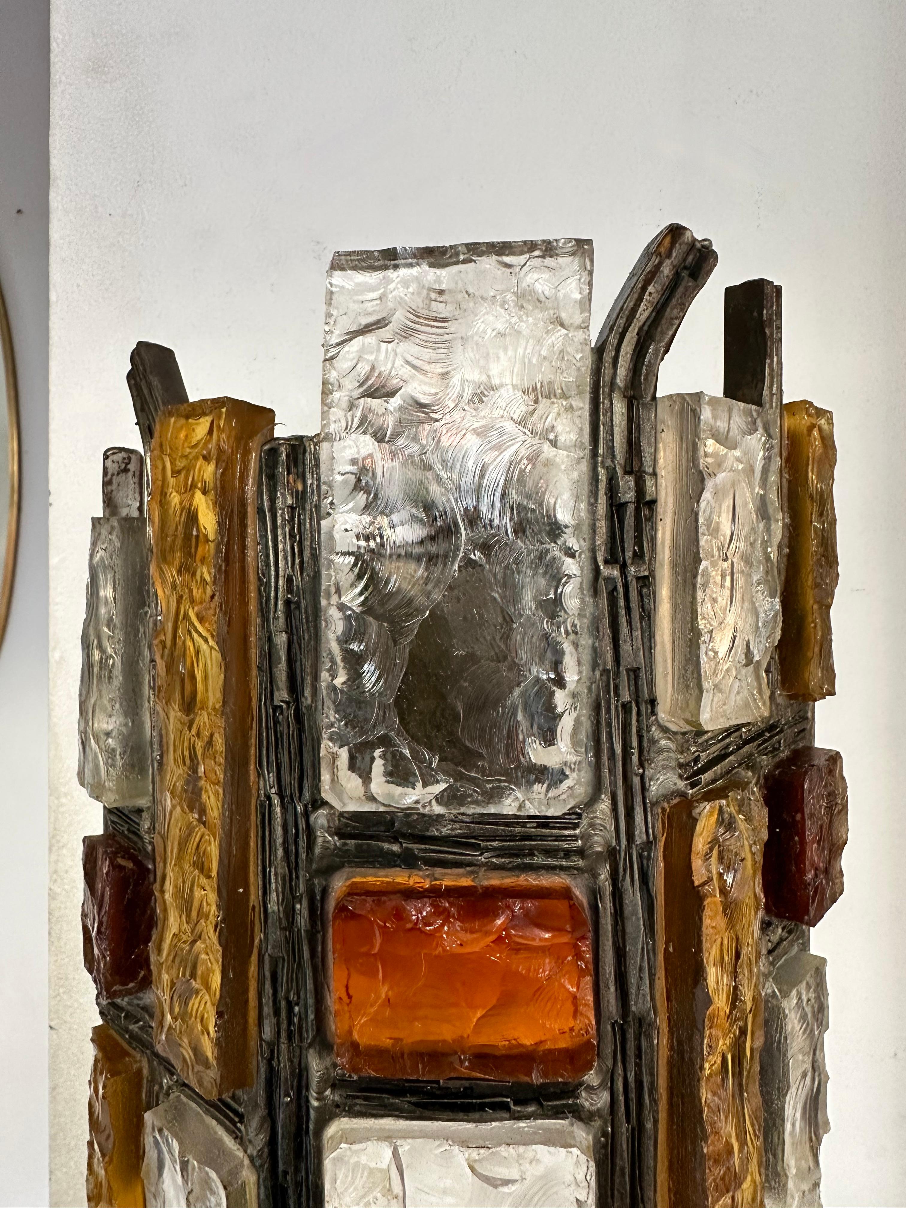 Paar schmiedeeiserne Wandleuchter aus gehämmertem Glas von Longobard, Italien, 1970er Jahre im Angebot 6
